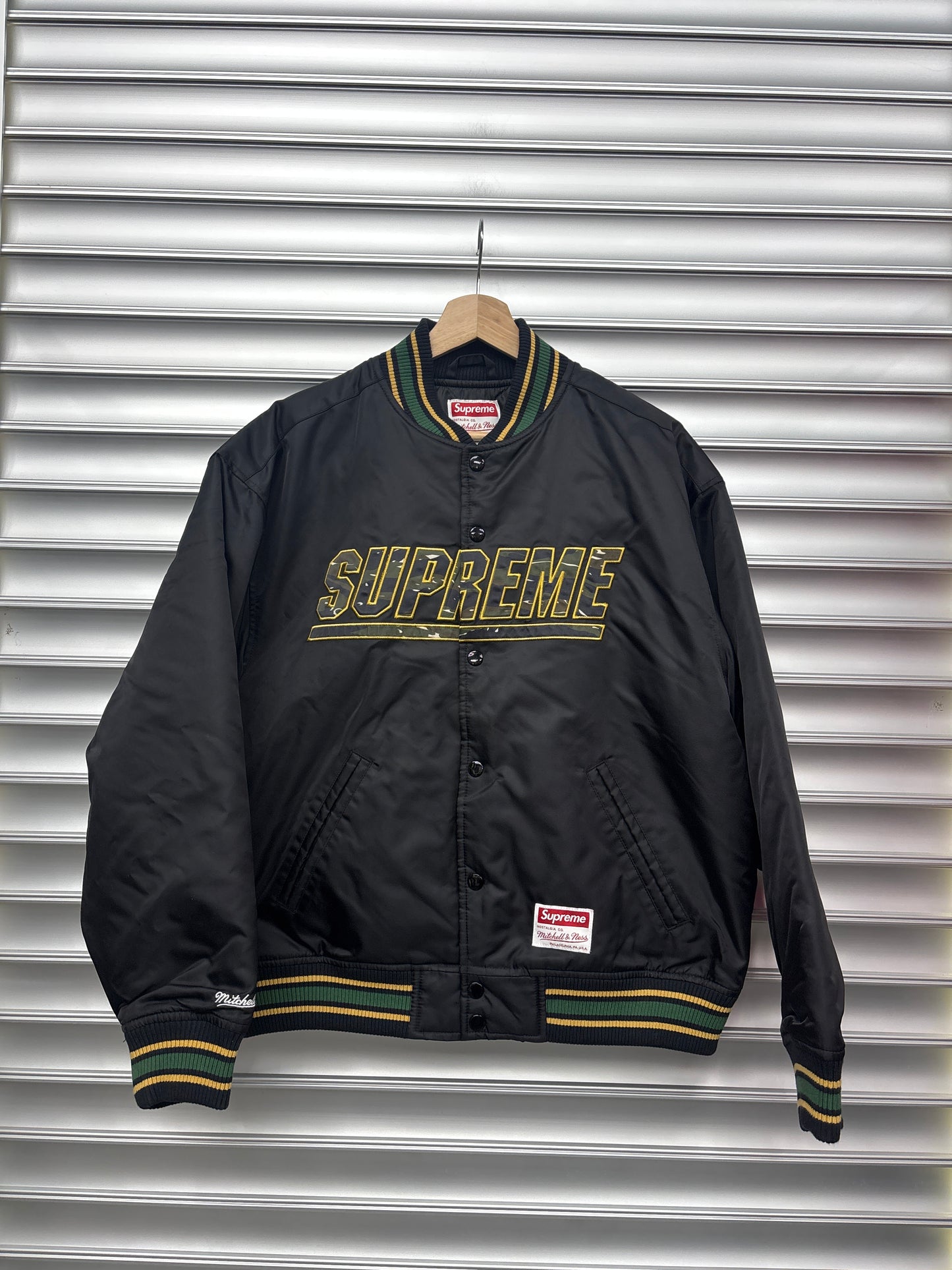 Supreme Tiger Camo Varsity - S