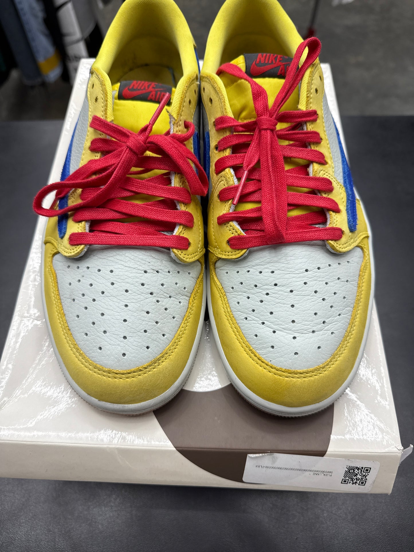 AJ1 Low Travis Scott Canary (U) - 11.5W