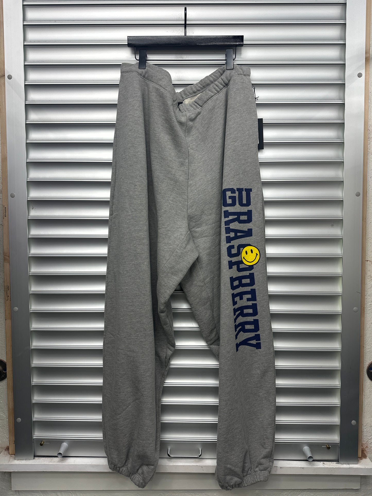 Gv/ Greedy Grey Sweats - XXL**