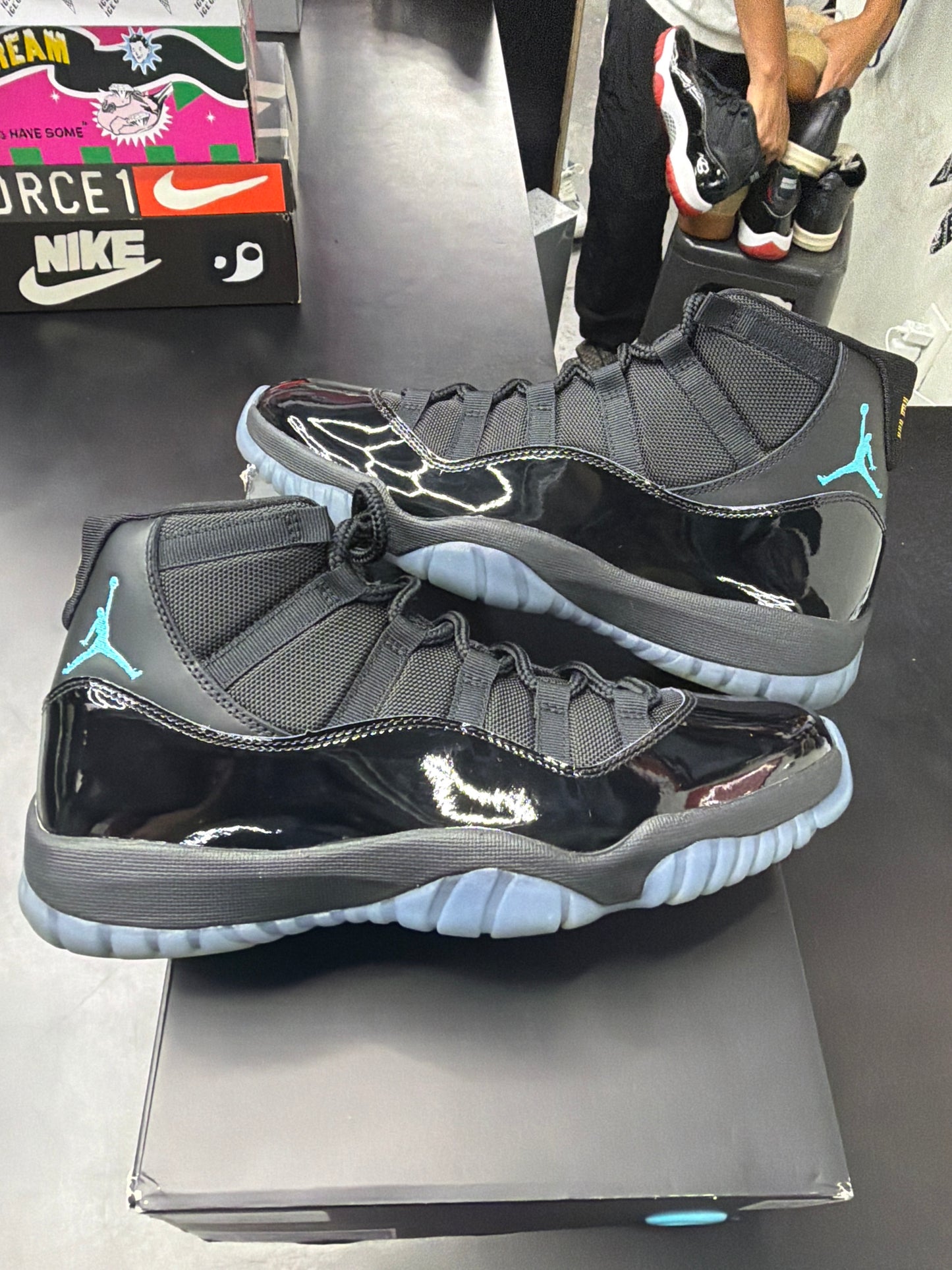 AJ11 Gamma Blue (U) - 11M