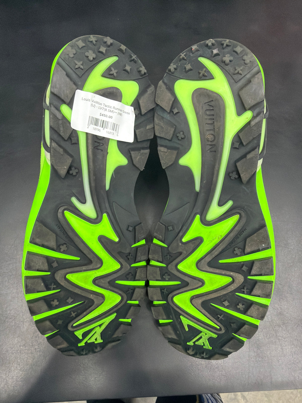 Louis Vuitton Tactic Runner Green (U) - LV7(8.5M)** (NB)