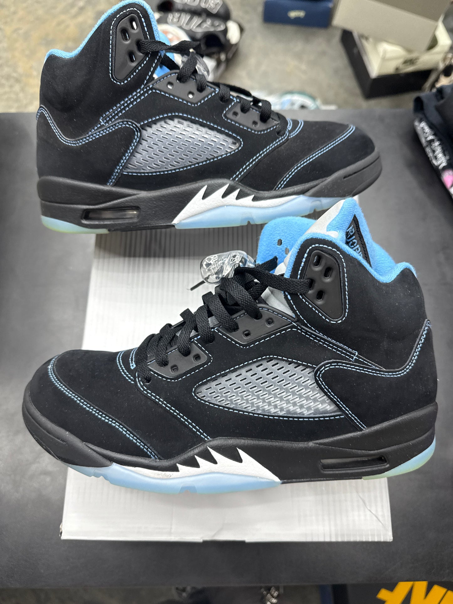 AJ5 University Blue (U) - 9.5M