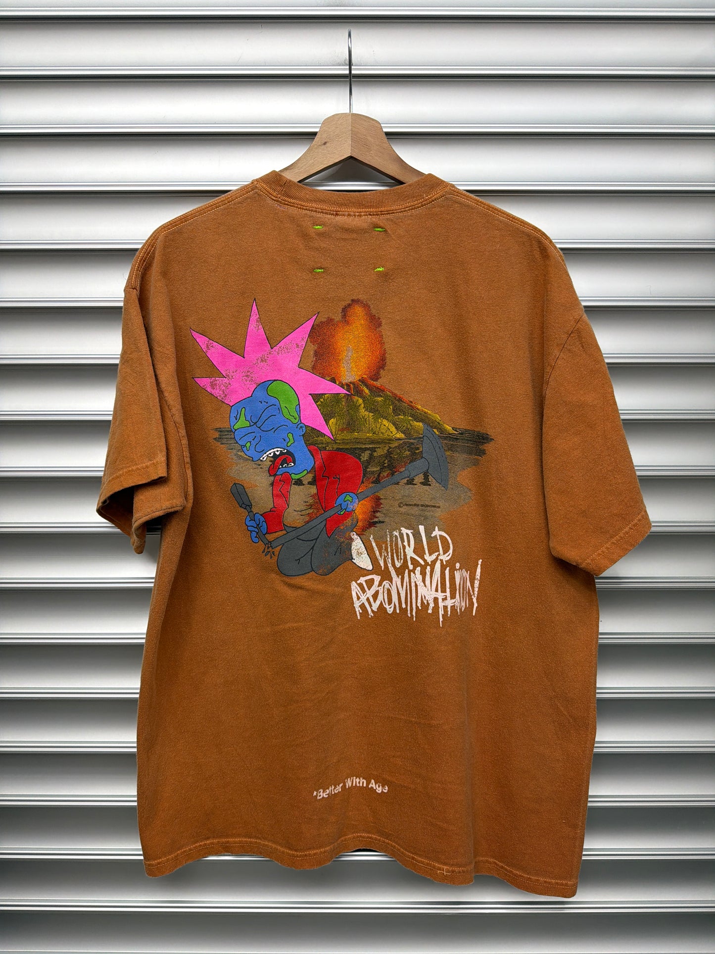 BWA World Globe Tee - L