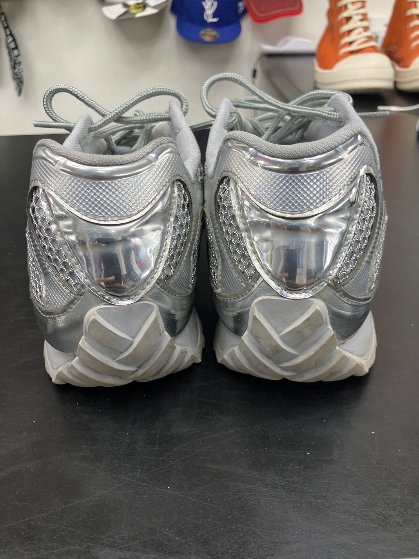 Bottega Orbit Silver (U) - 43(10) (NB)