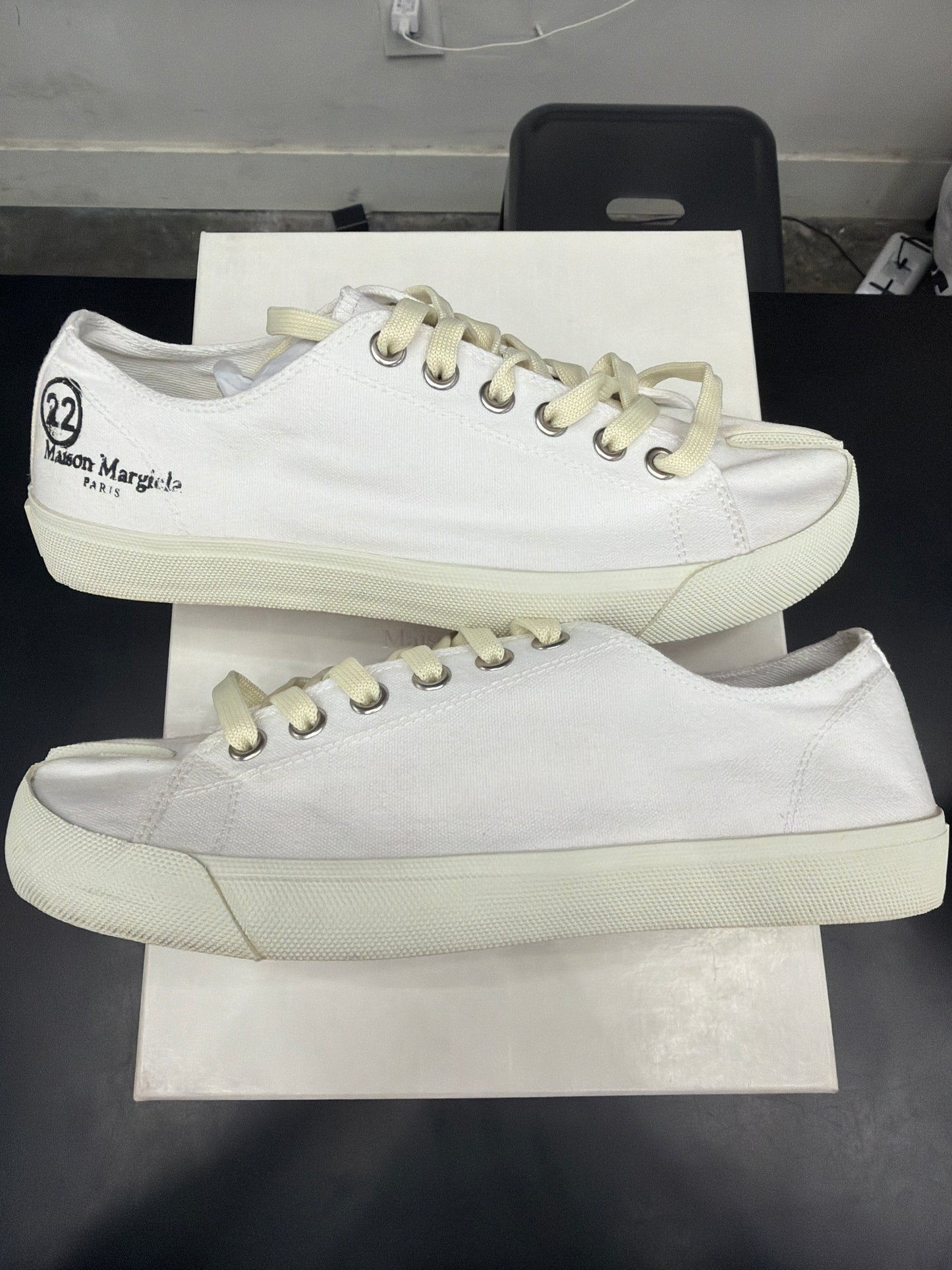 Maison Margiela White Tabi (U) - 41.5