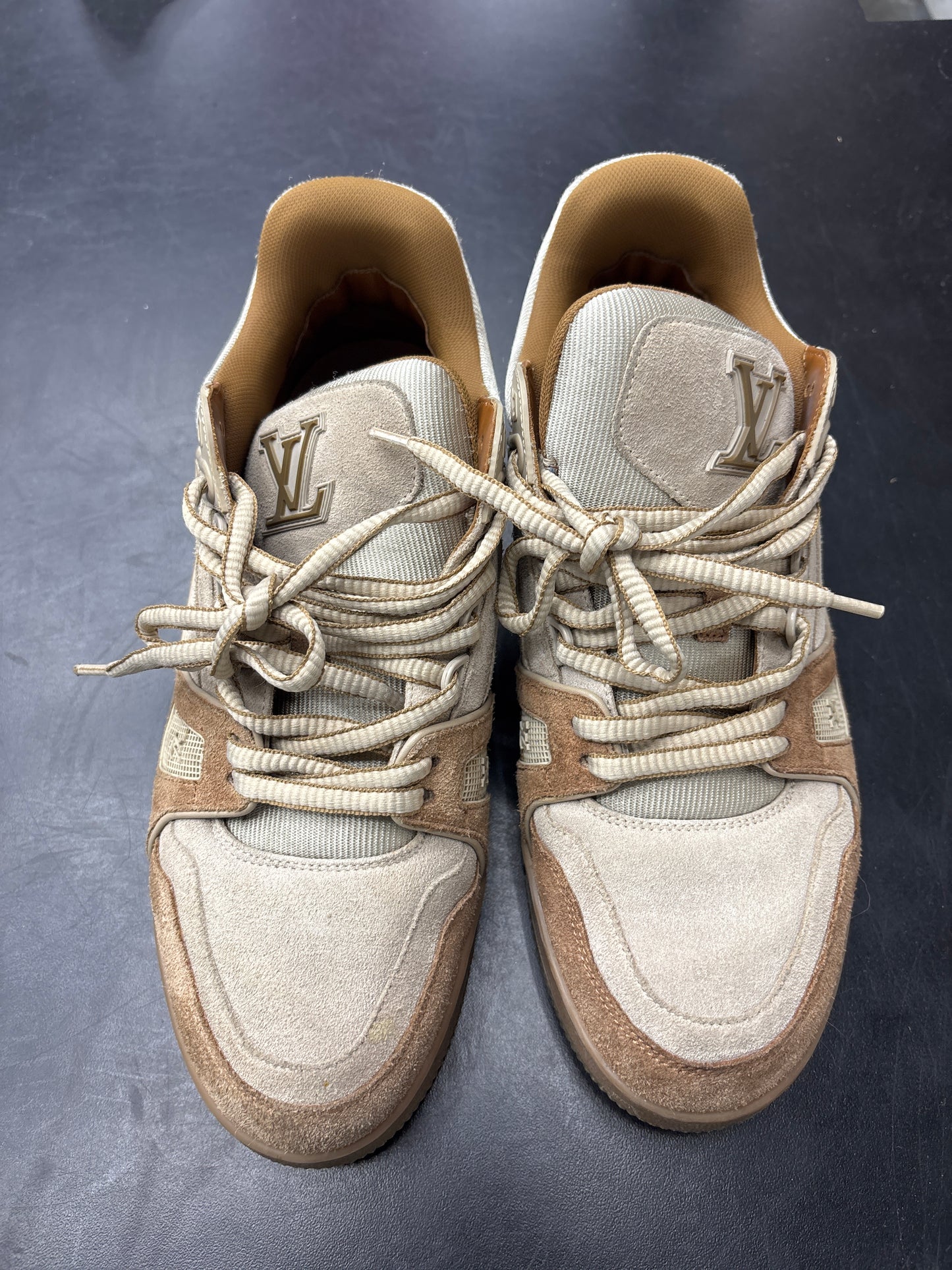 Louis Vuitton Trainer Brown Suede (U) - 10.5M (NB)