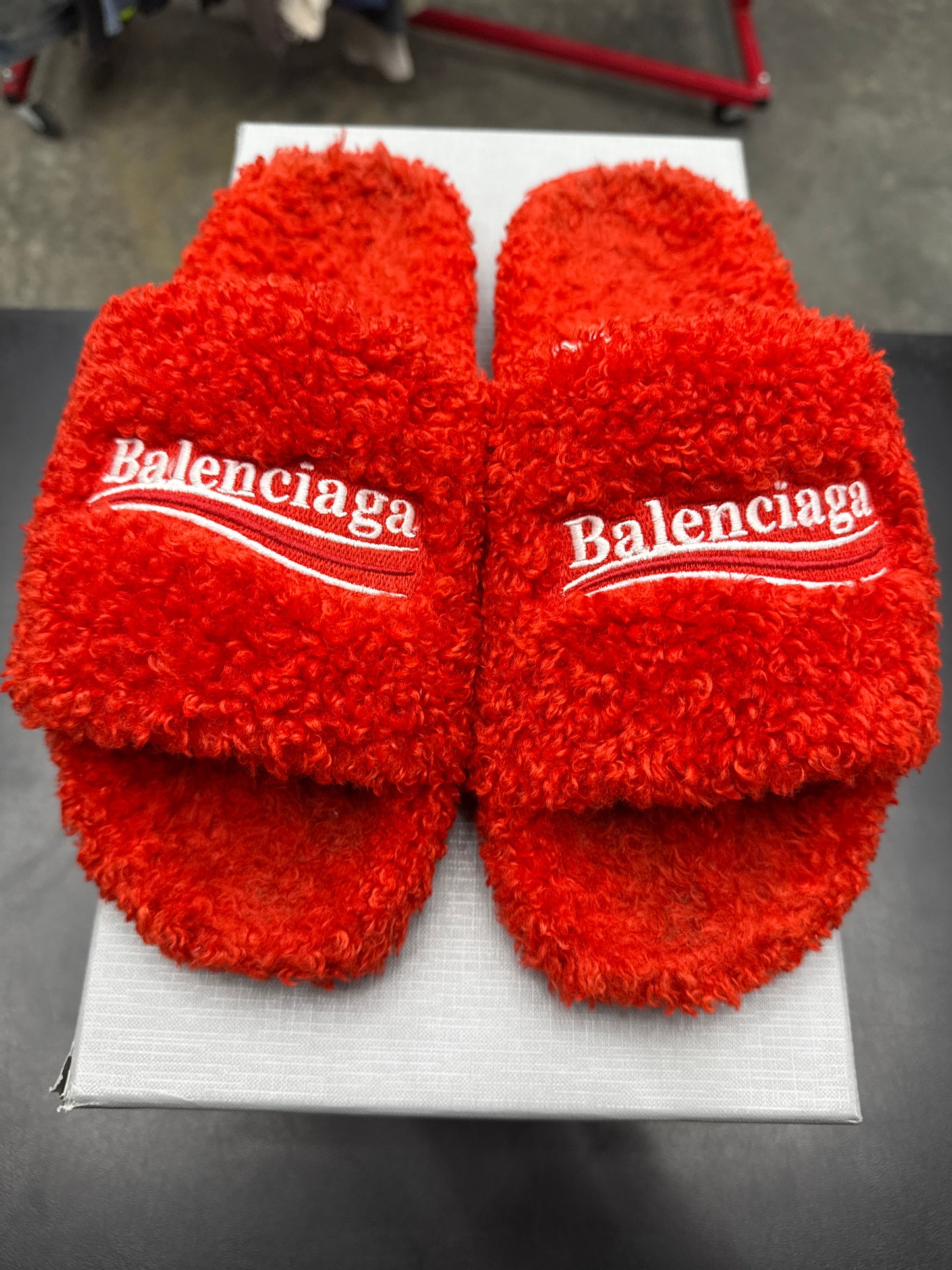 Balenciaga Campaign Red Fur Slide (U) - 41(8)