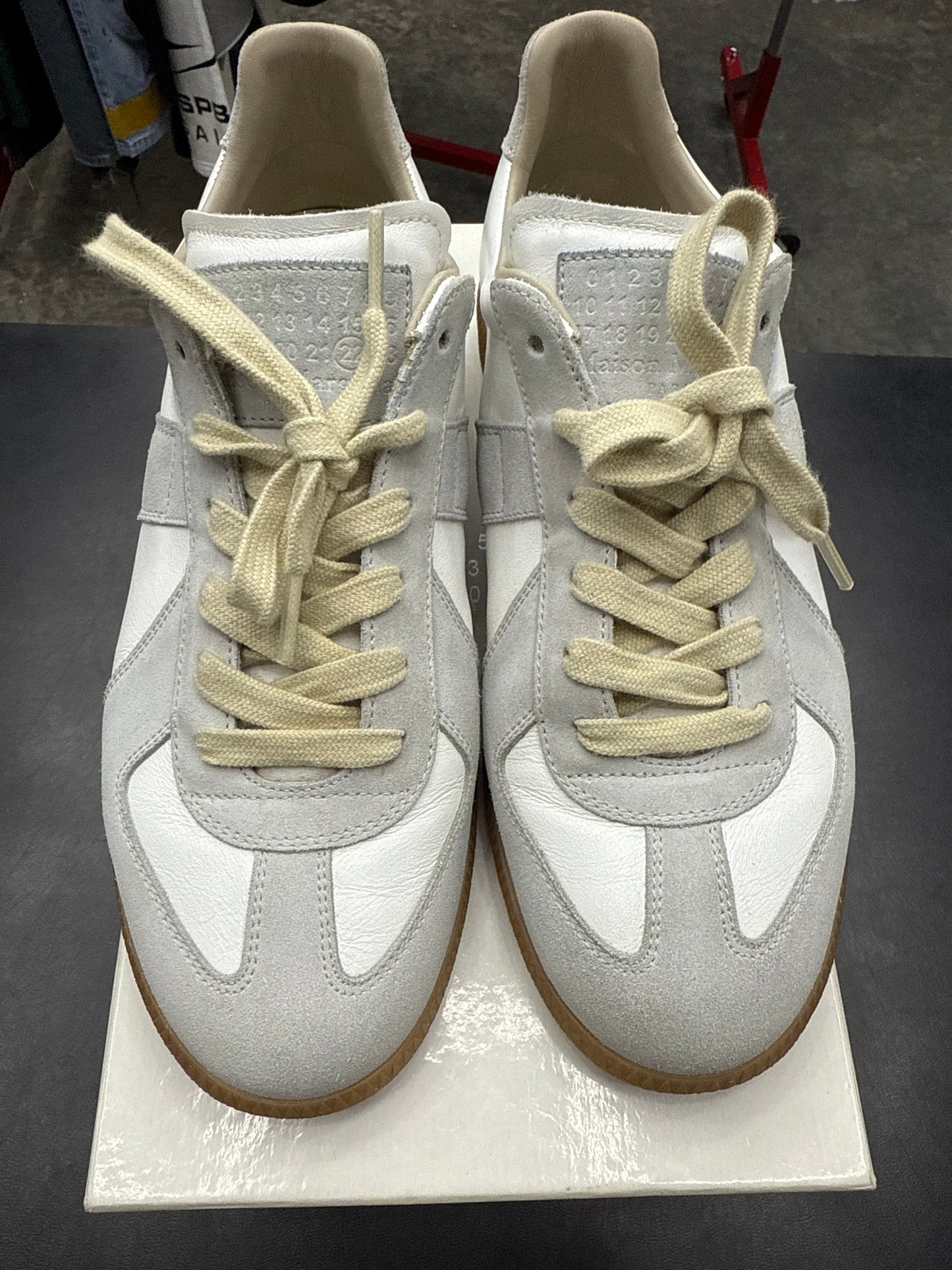 Maison Margiela Replica White (U) - 40.5