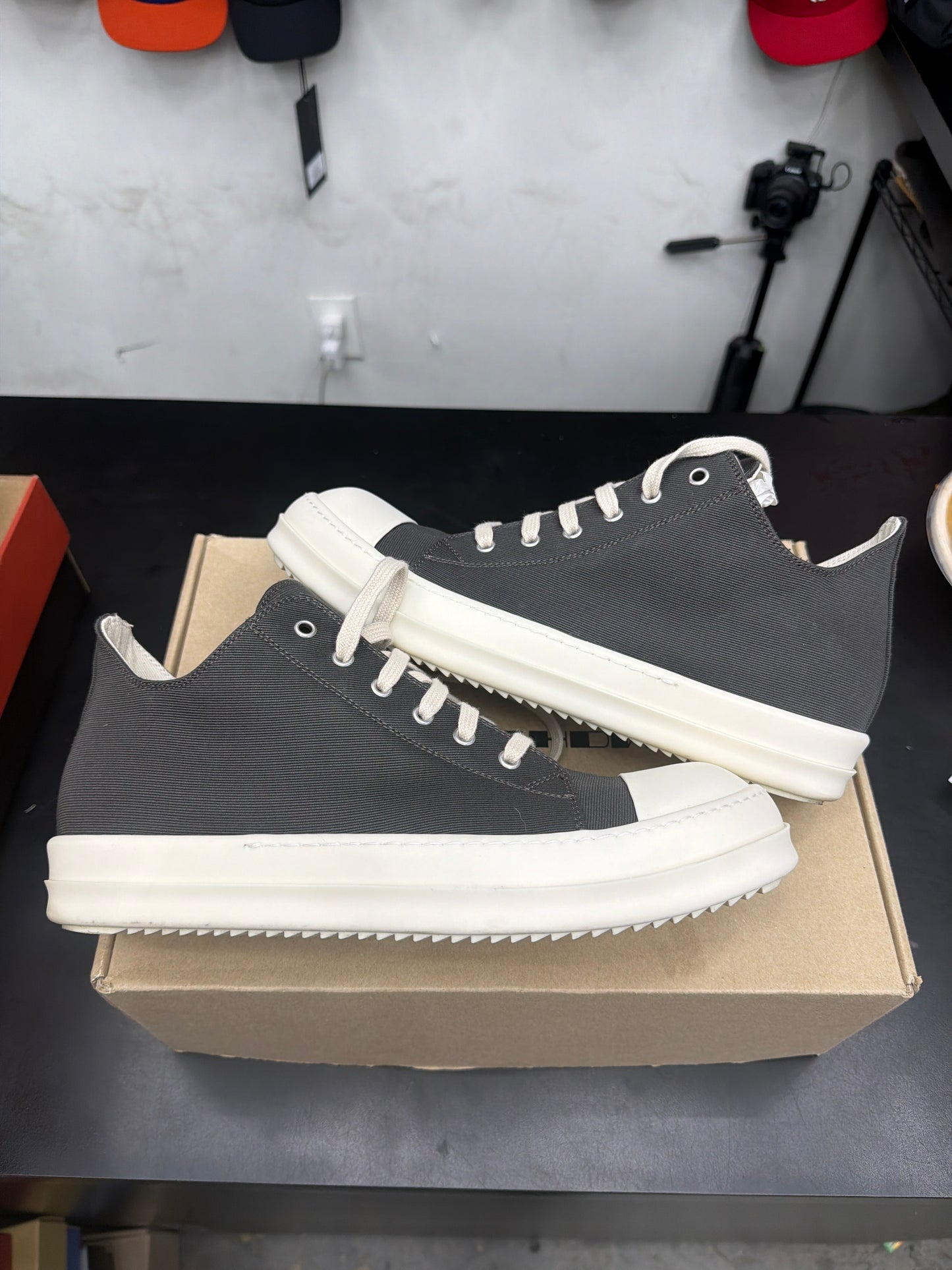 Rick Owen DRKSHDW Dark Dust (U) - 44(11)