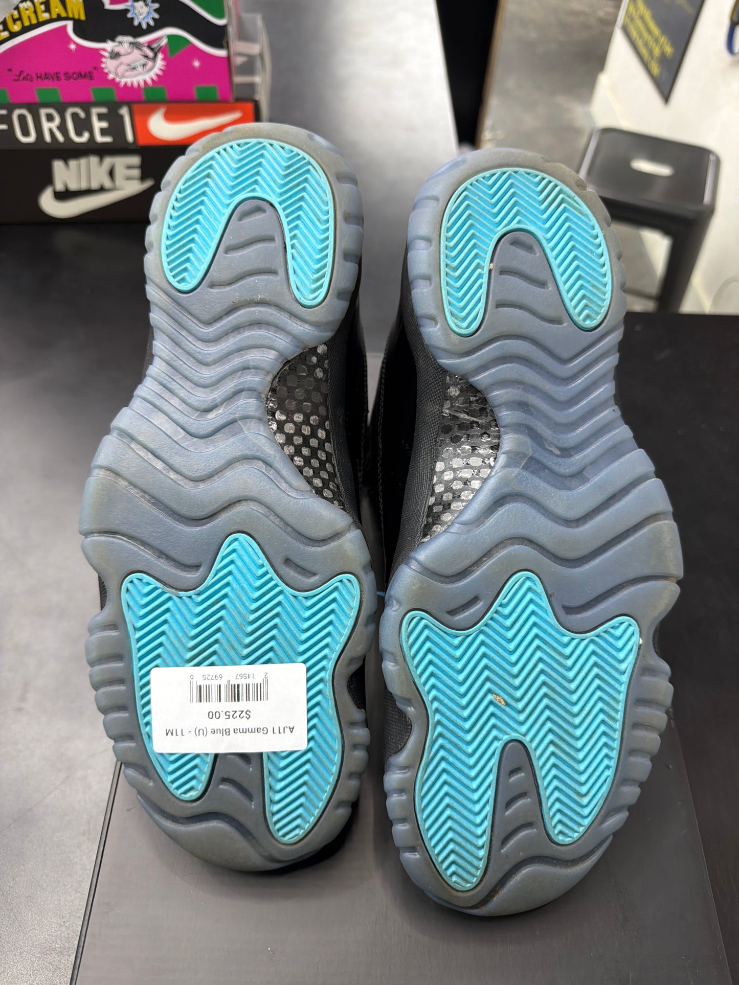 AJ11 Gamma Blue (U) - 11M