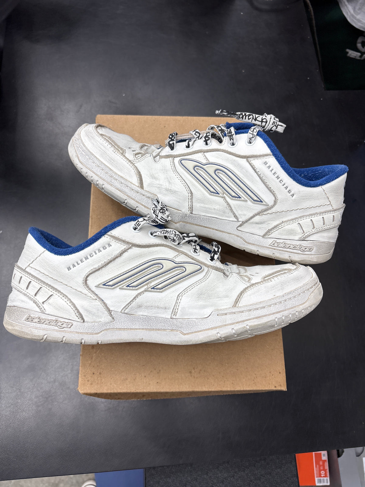 Balenciaga White/Blue Hampton (U) - 44(11) (RB)**