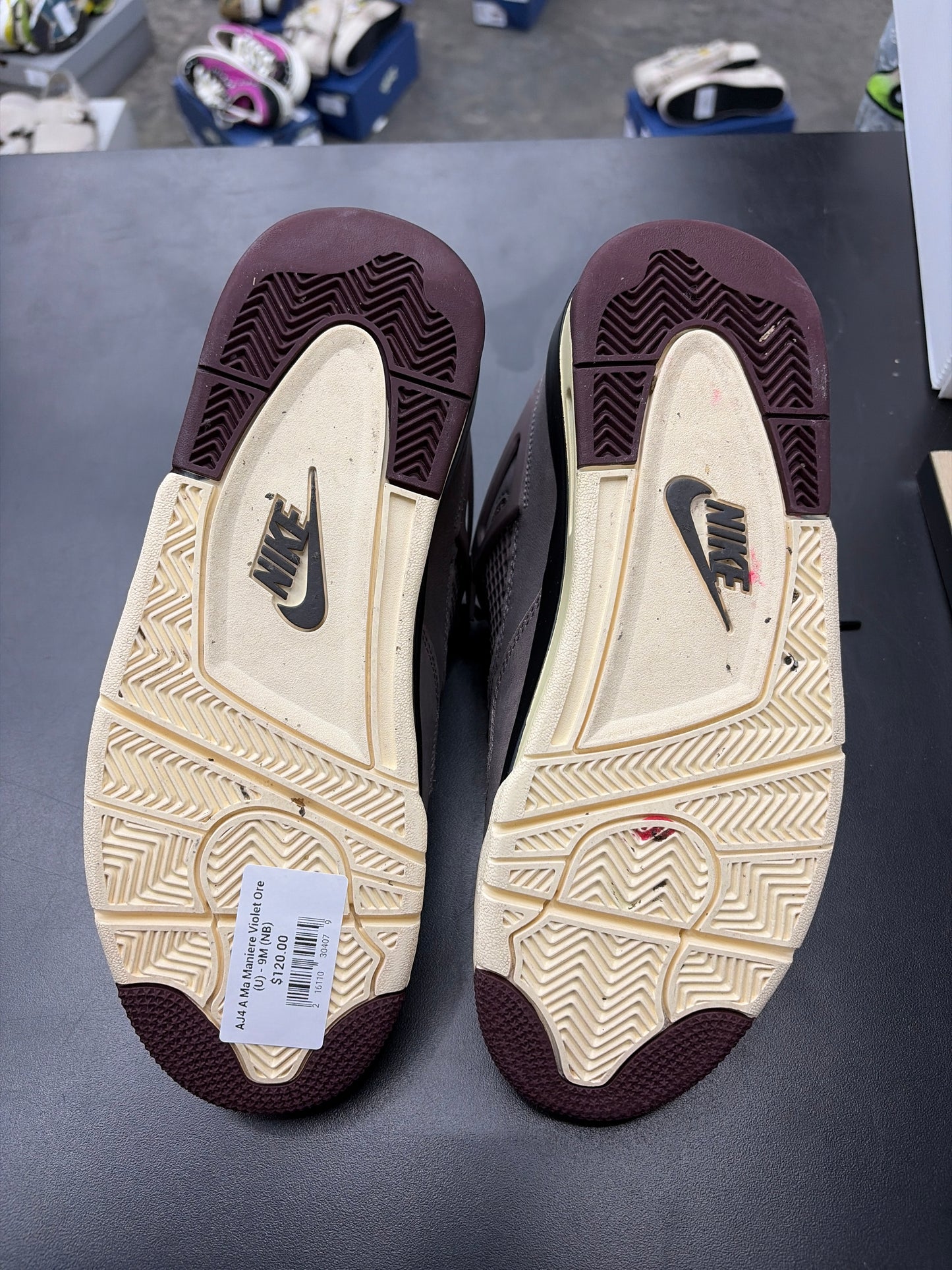 AJ4 A Ma Maniere Violet Ore (U) - 9M (NB)