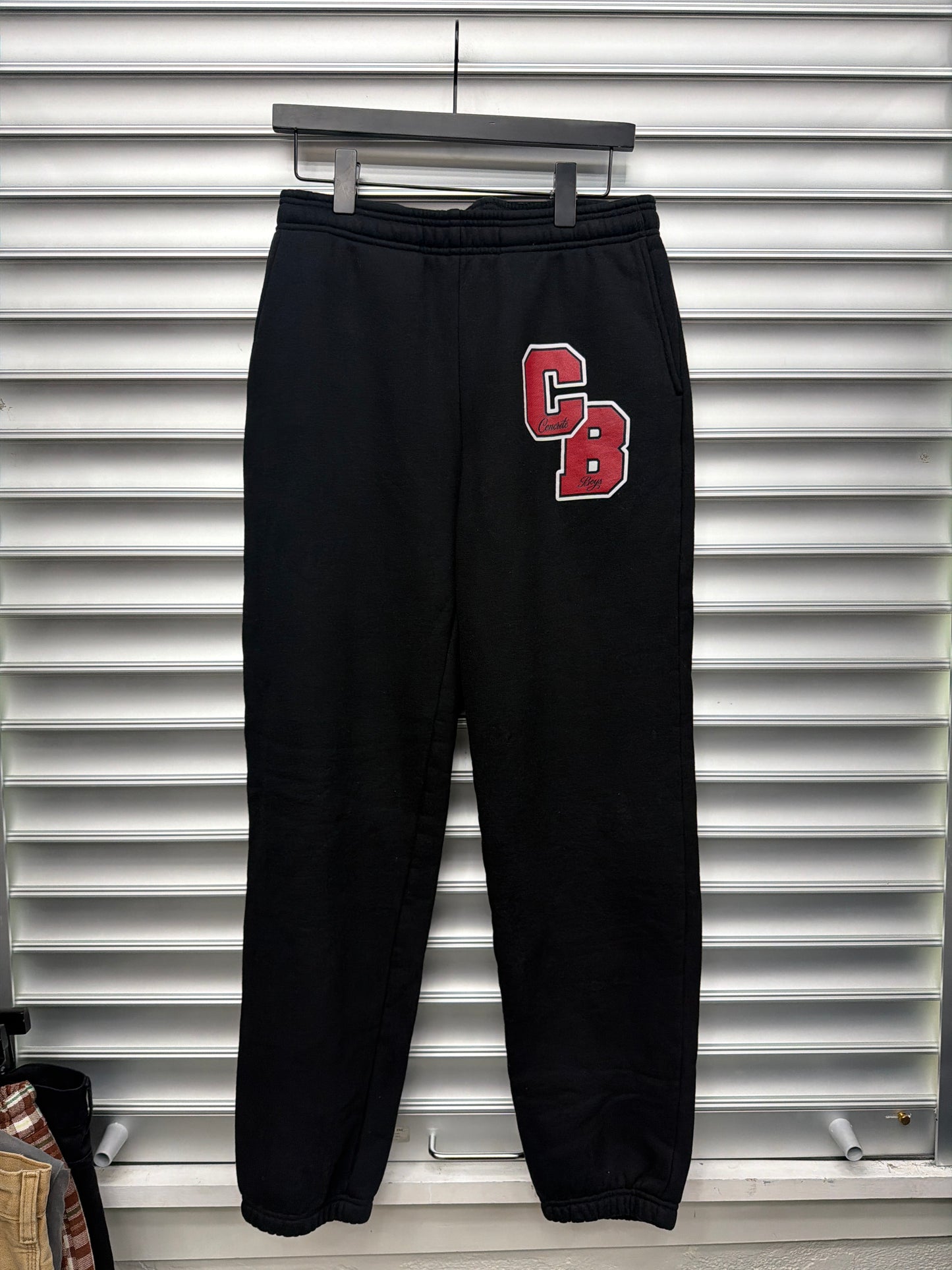 Concrete Boys Sweatpants - L