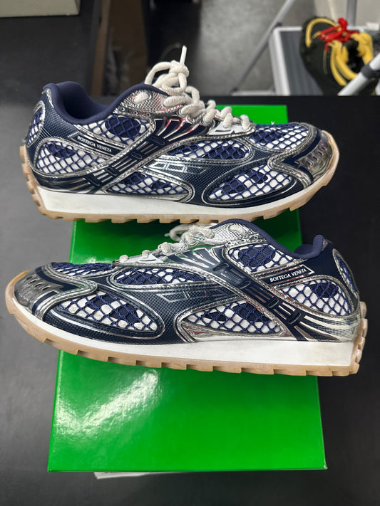 Bottega Orbit Navy (U) - 39
