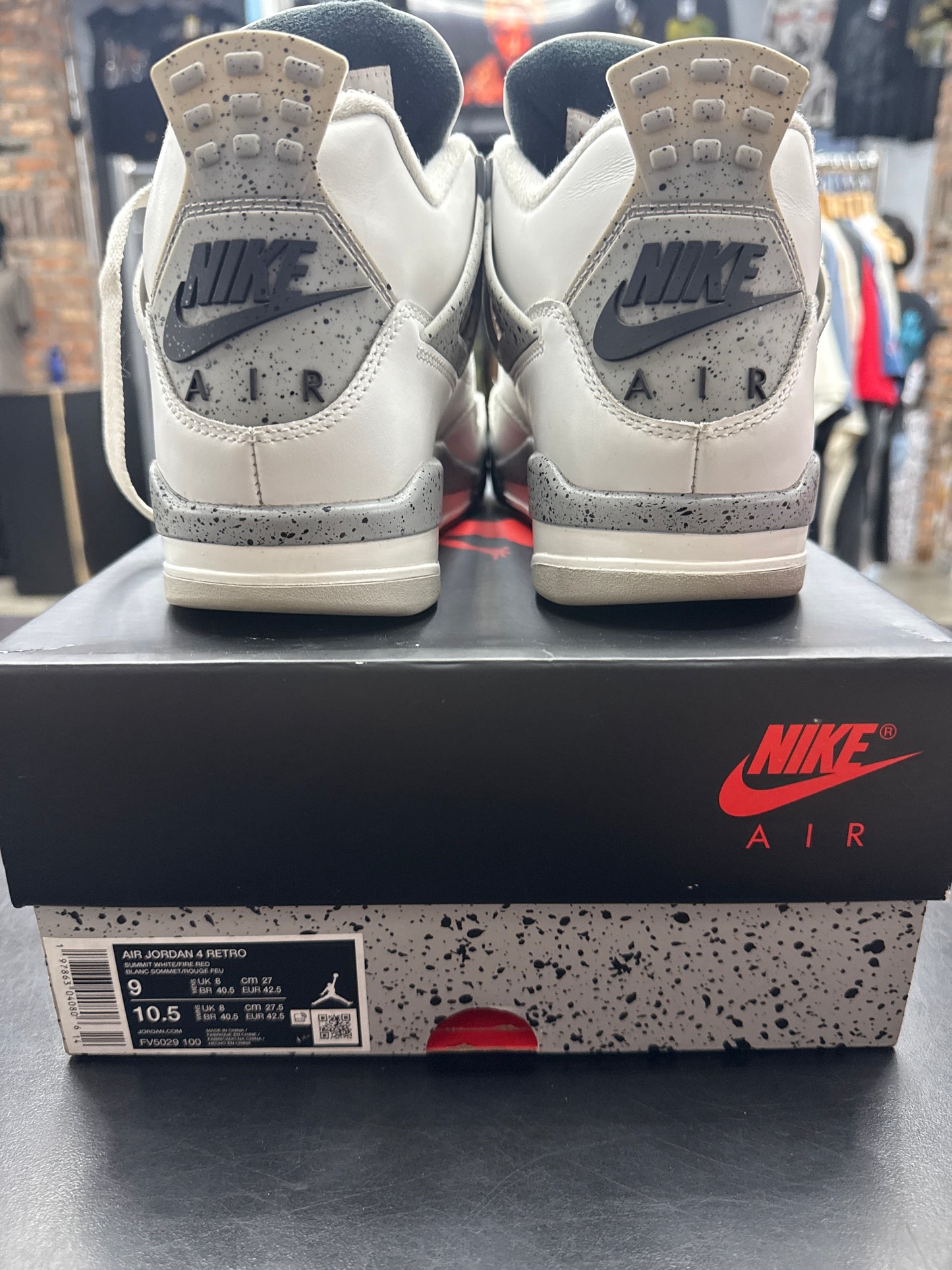 AJ4 White Cement Reimagined (U) - 9M