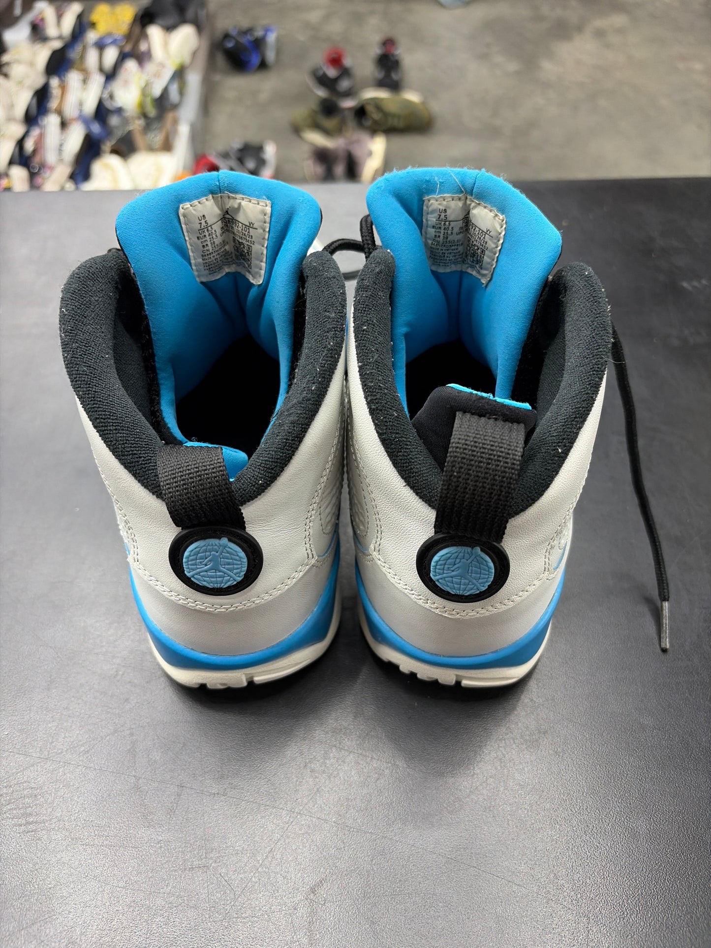 AJ9 Powder Blue (U) - 7.5M (NB)
