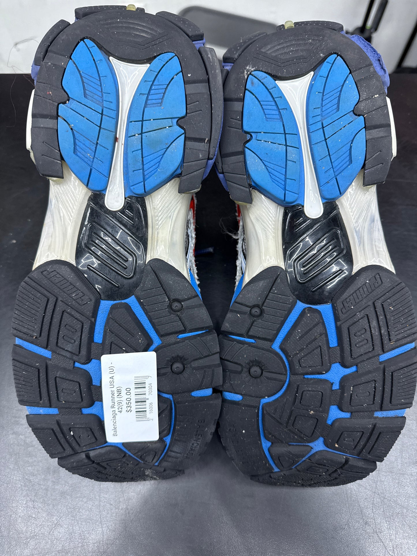Balenciaga Runner USA (U) - 42(9) (NB)