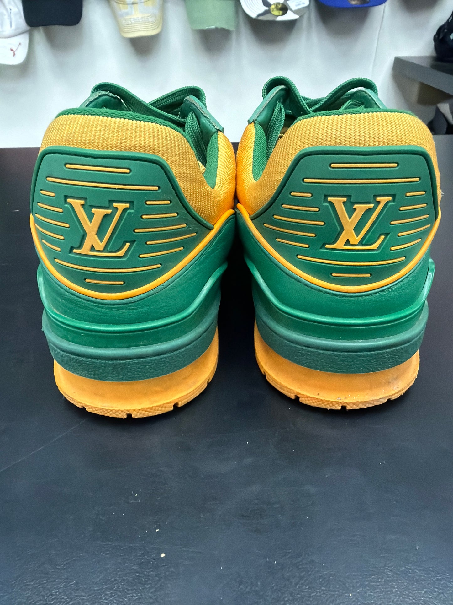 Louis Vuitton Trainer Yellow/Green (U) - 8.5M (NB)