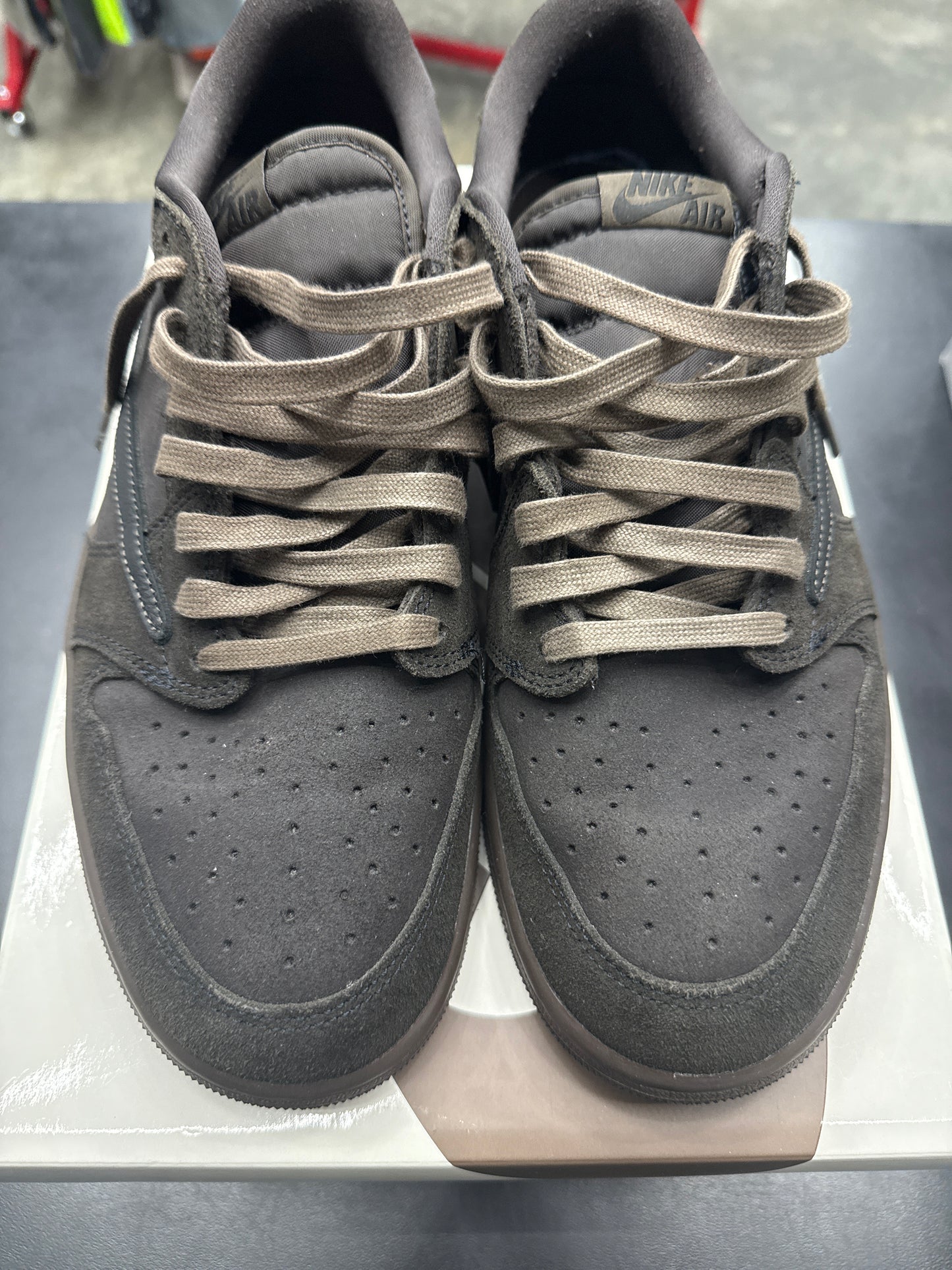 AJ1 Low Travis Scott Velvet Brown (U) - 11.5M