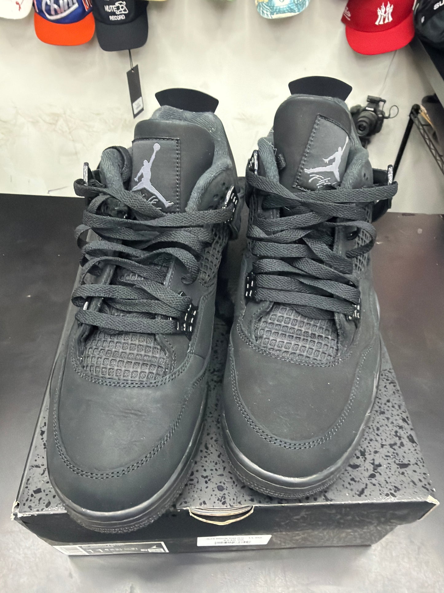 AJ4 Black Cat (U) - 11.5M