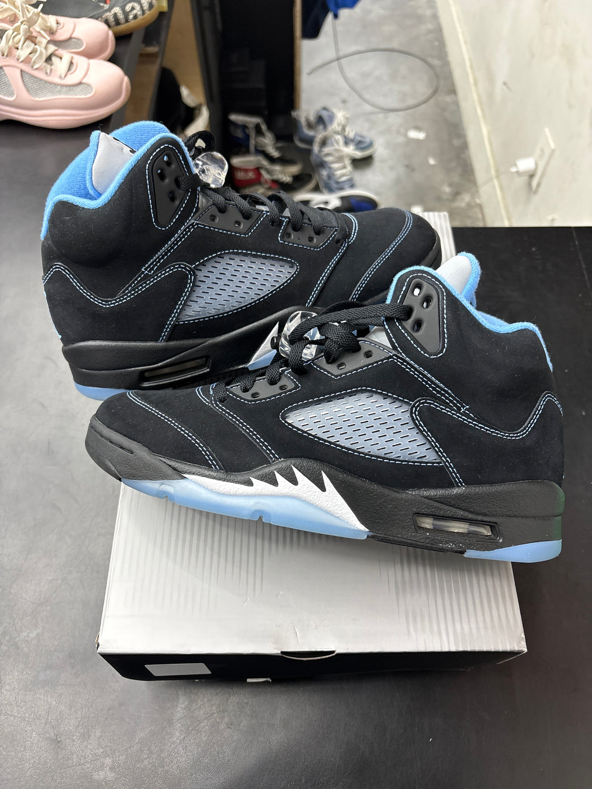 AJ5 University Blue (U) - 8.5M**