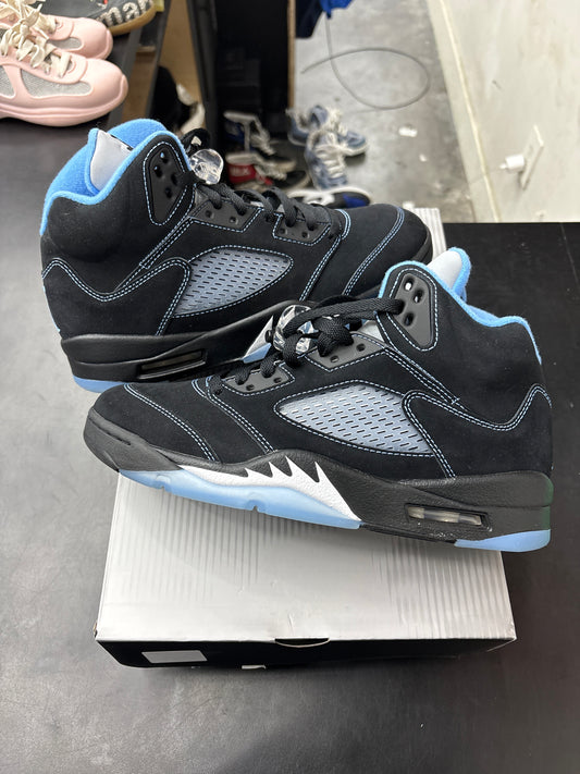 AJ5 University Blue (U) - 8.5M**