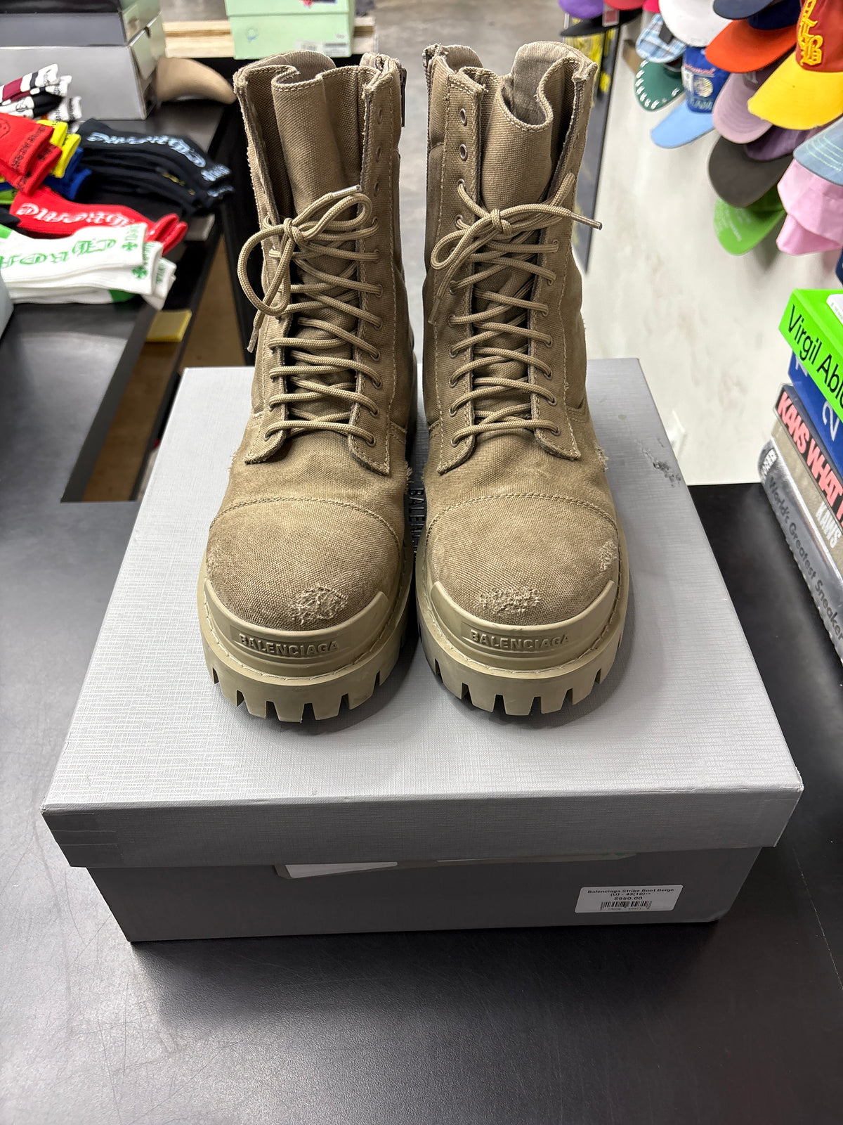 Balenciaga Strike Boot Beige (U) - 43(10)**