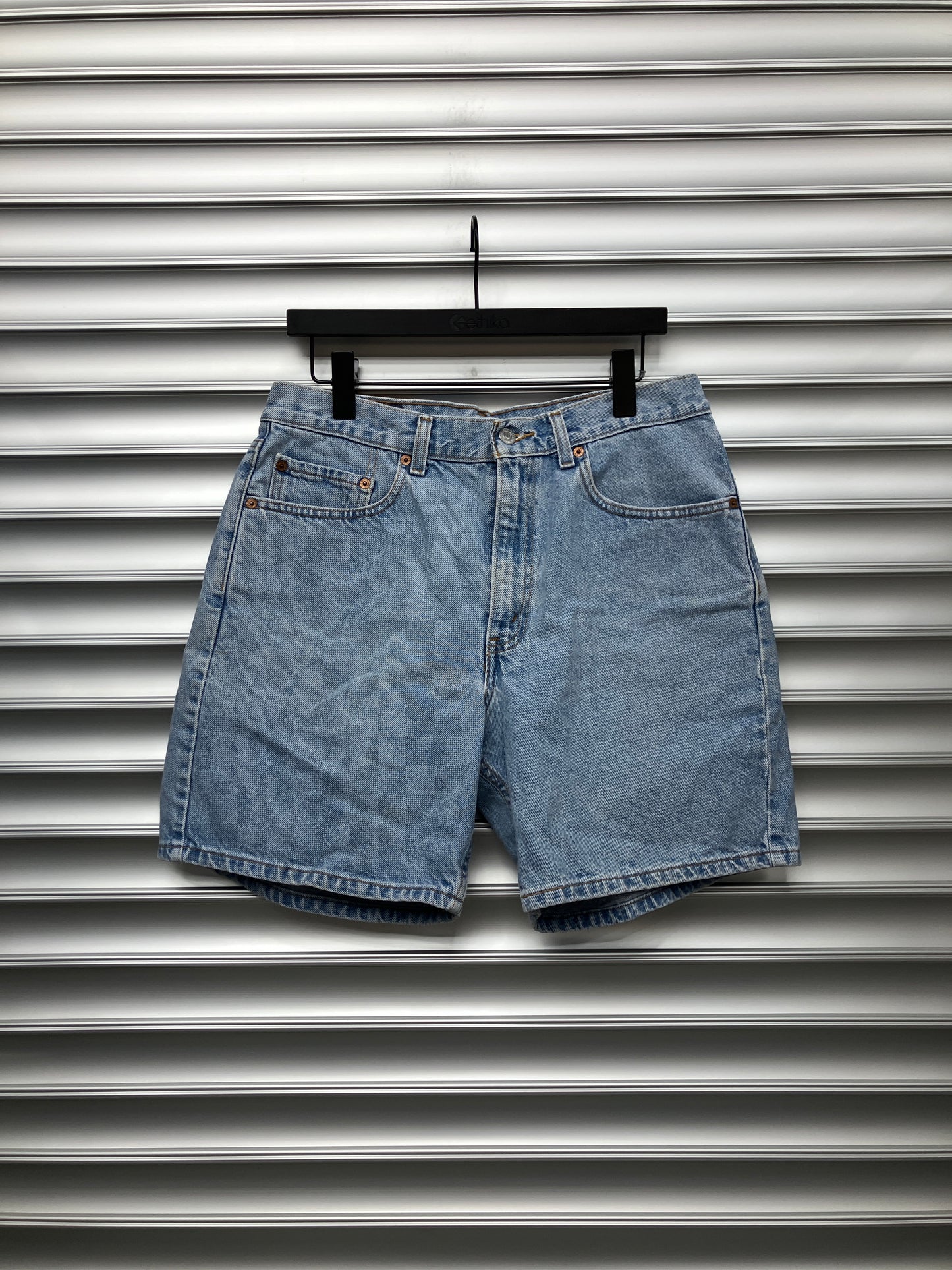 Vintage Levis Shorts - 34