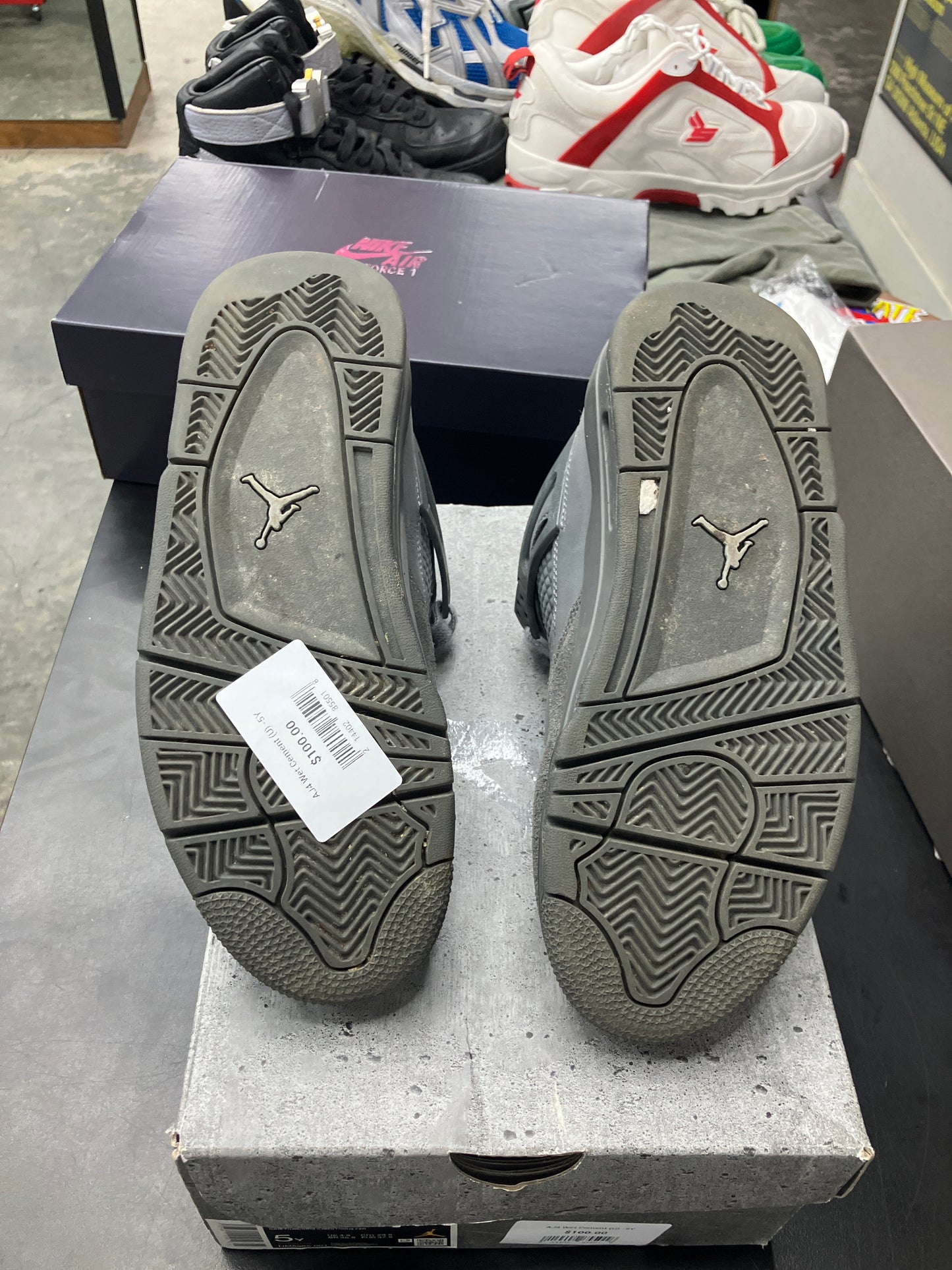 AJ4 Wet Cement (U) -5Y