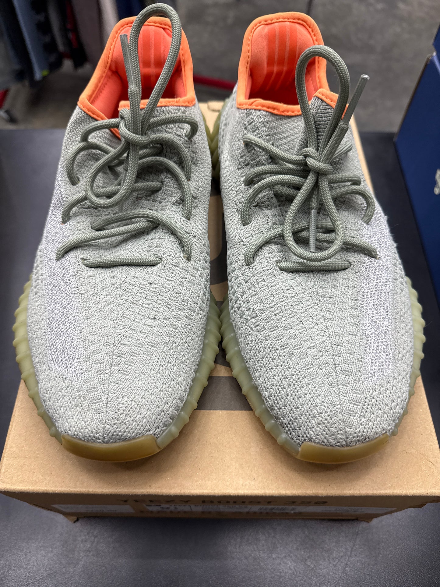 Yeezy Boost 350 Desert Sage (U) - 9.5M