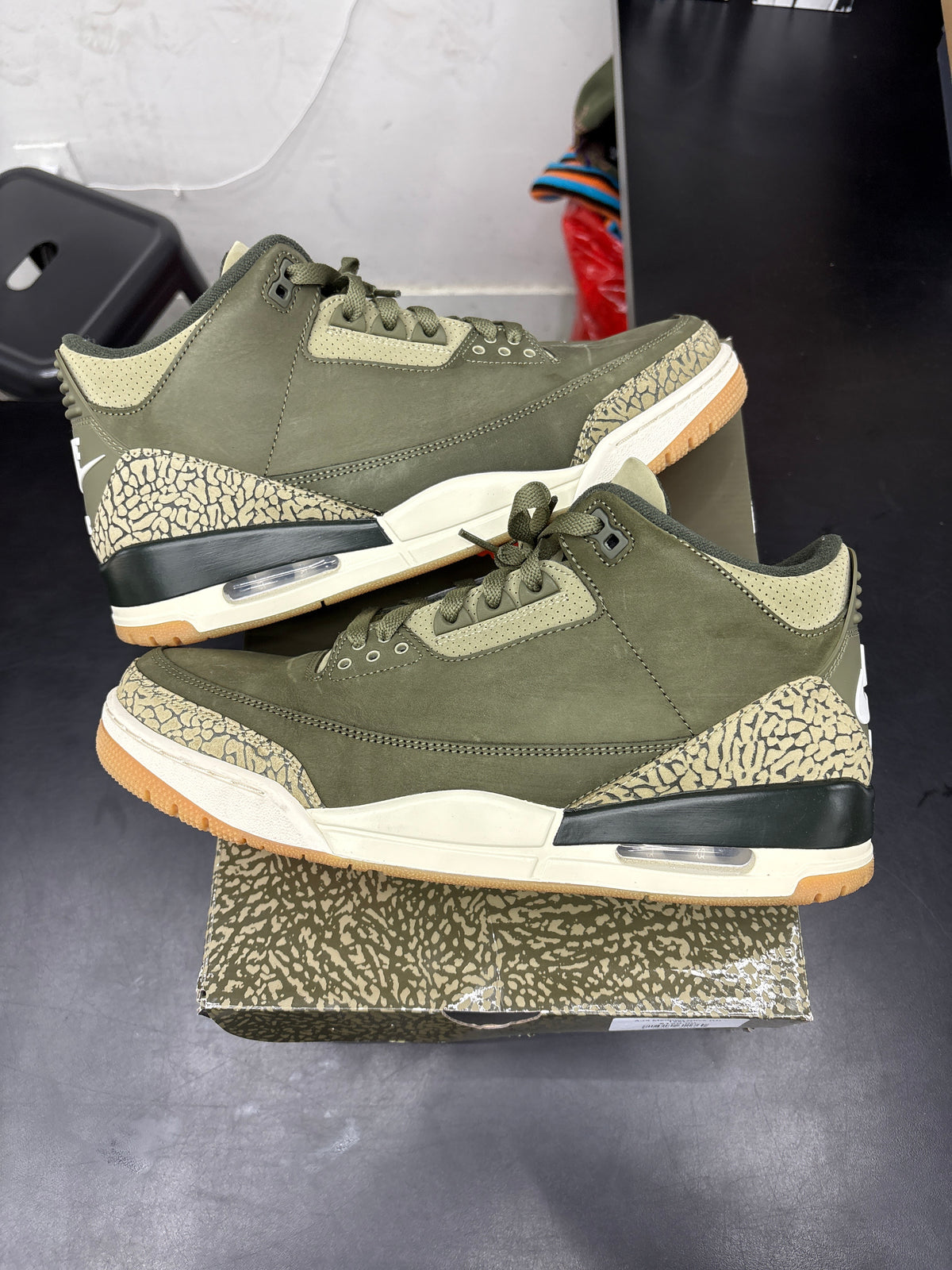 AJ3 Medium Olive (U) - 12M**