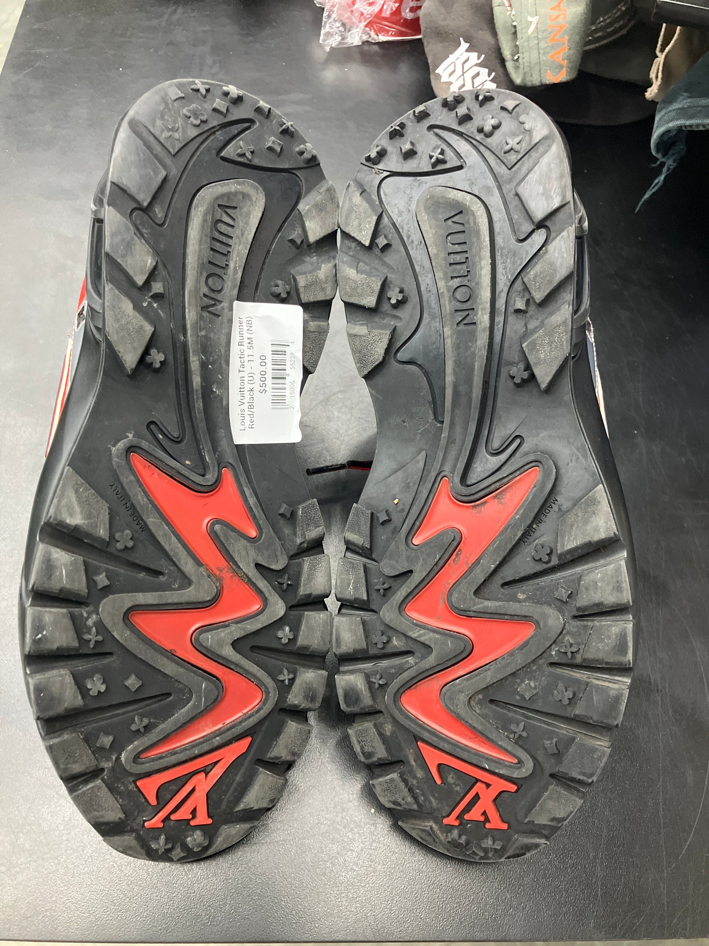 Louis Vuitton Tactic Runner Red/Black (U) - 11.5M (NB)