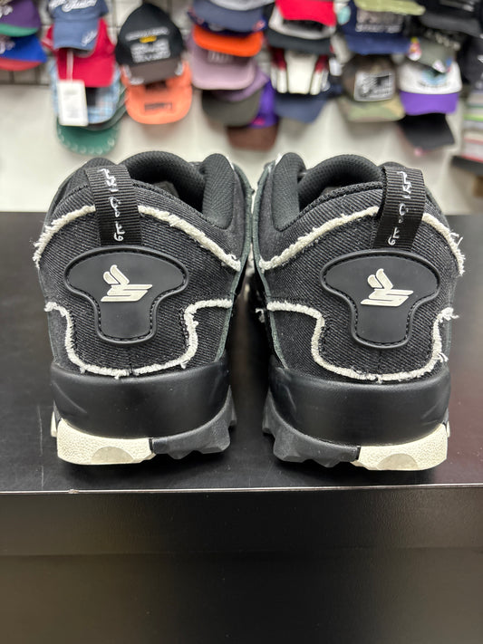 Sicko Hiking Shoe Black (U) - 8.5M (NB)**