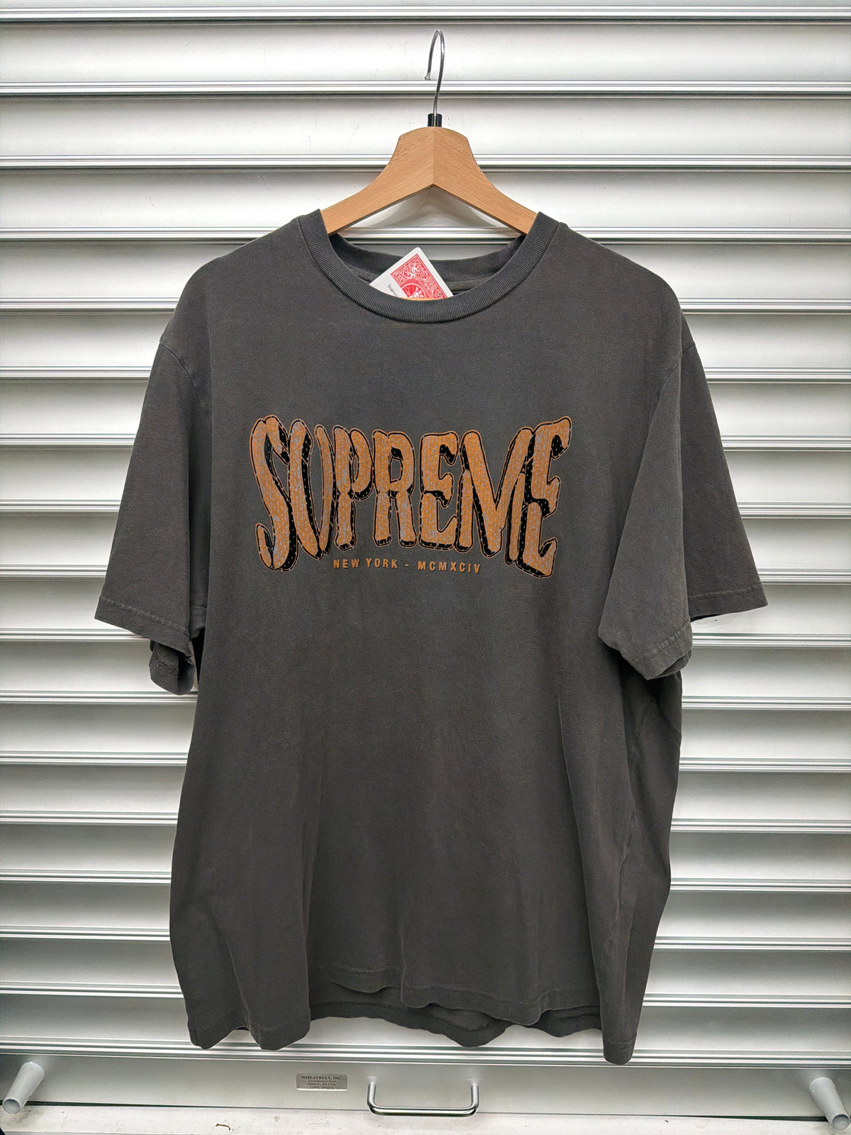 Supreme 6 Logo Tee - M**