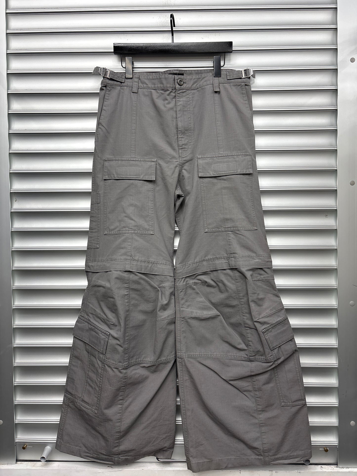 Balenciaga Flare Cargos - L**