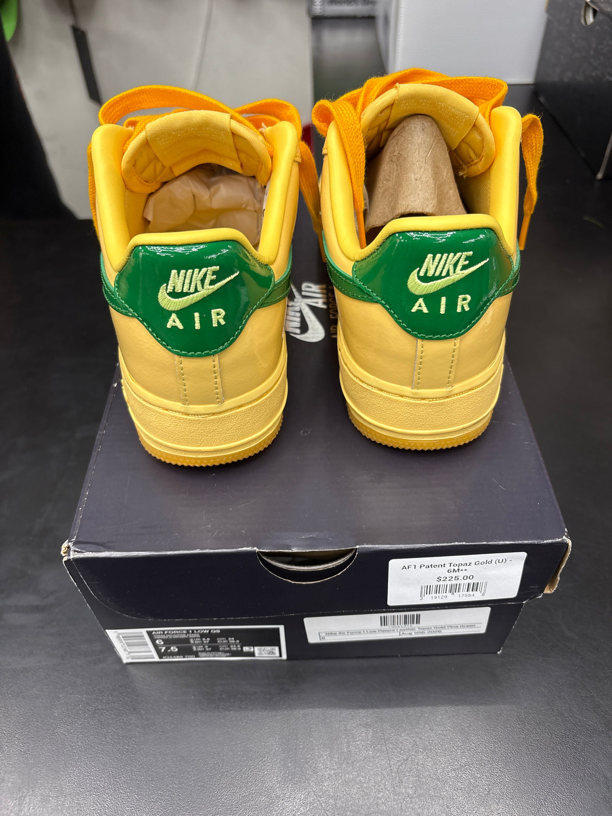 AF1 Patent Topaz Gold (U) - 6M**