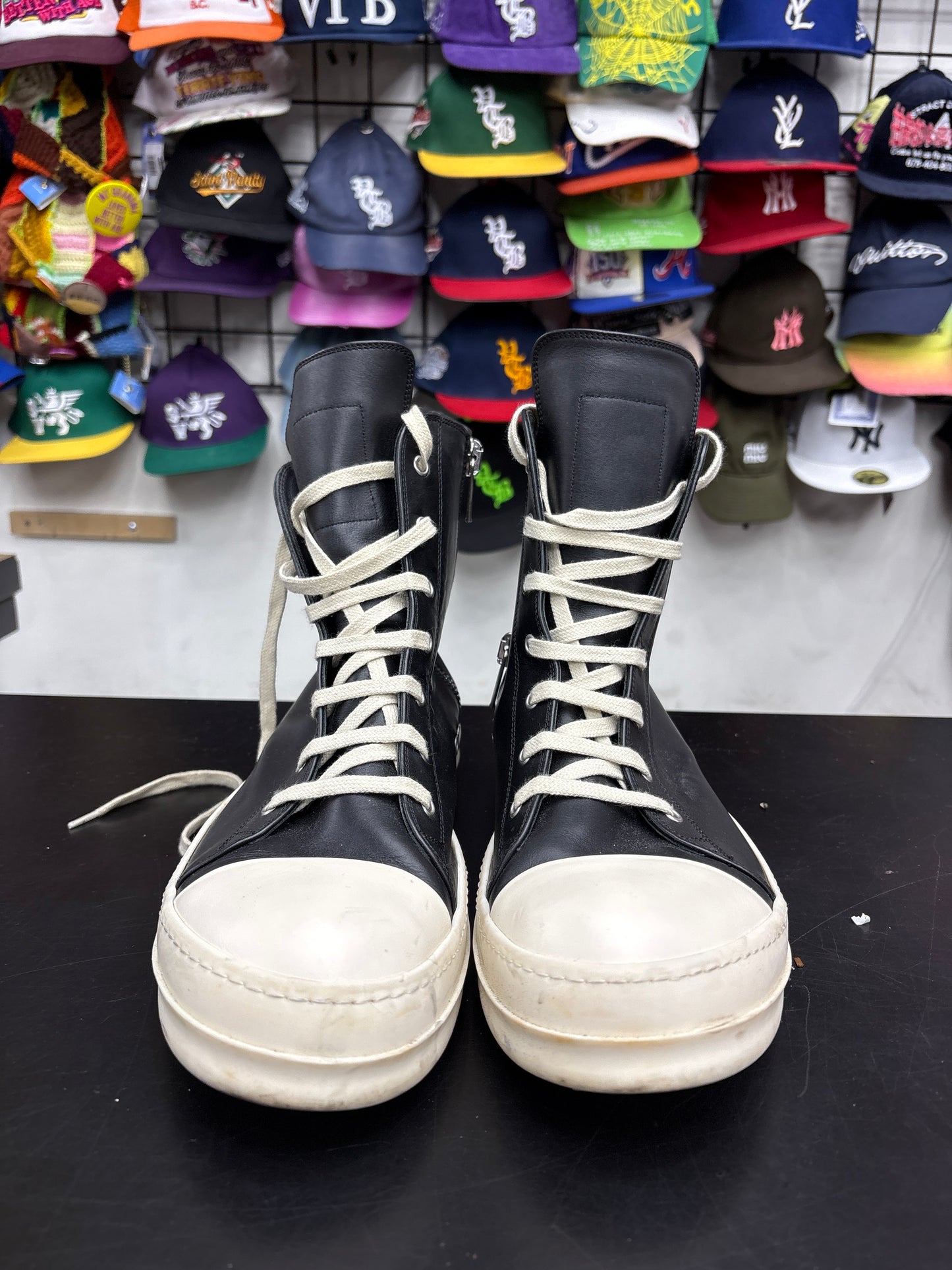 Rick Owen Ramone High Black Leather (U) - 45(12) (NB)