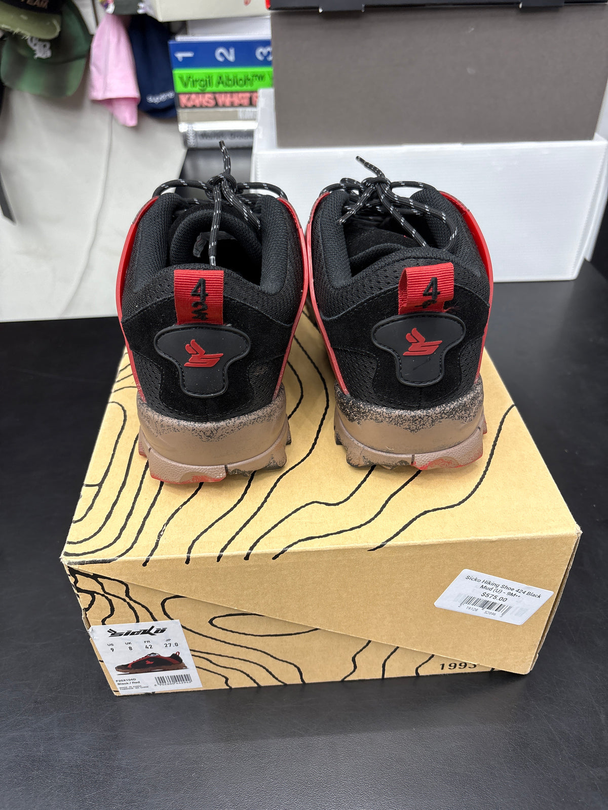 Sicko Hiking Shoe 424 Black Mud (U) - 9M**