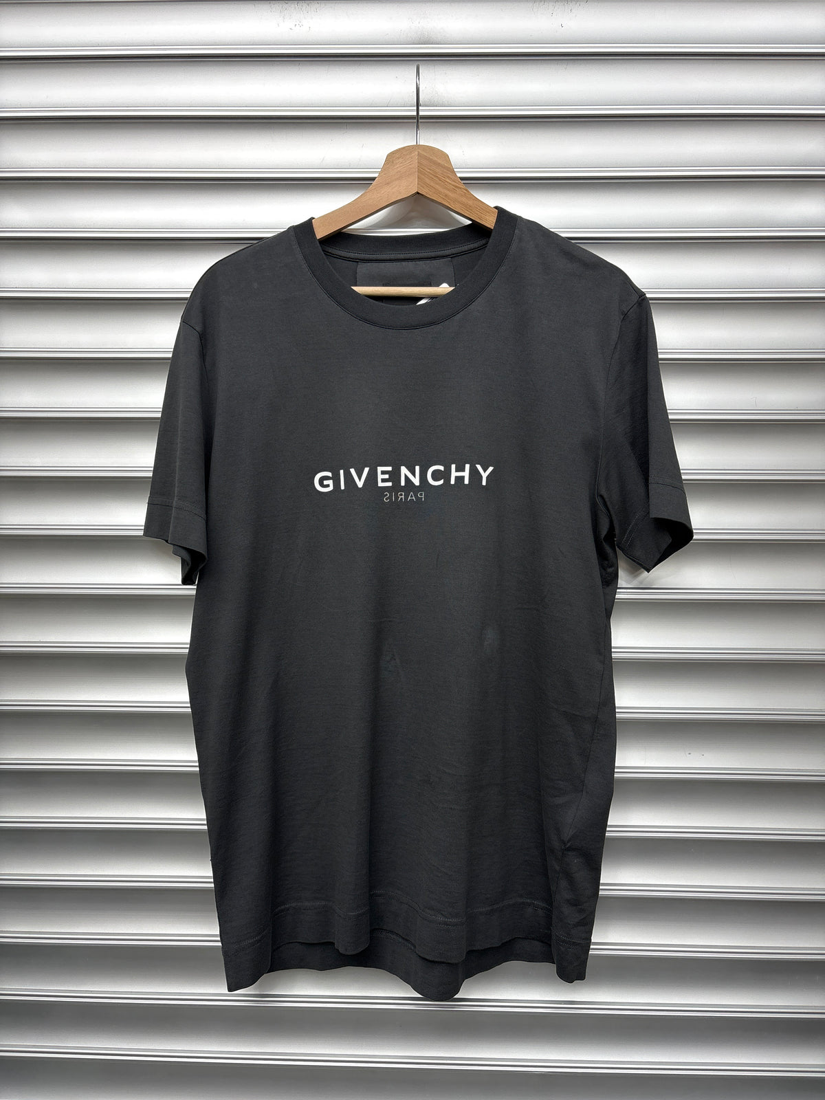 Givenchy Script Tee - L**