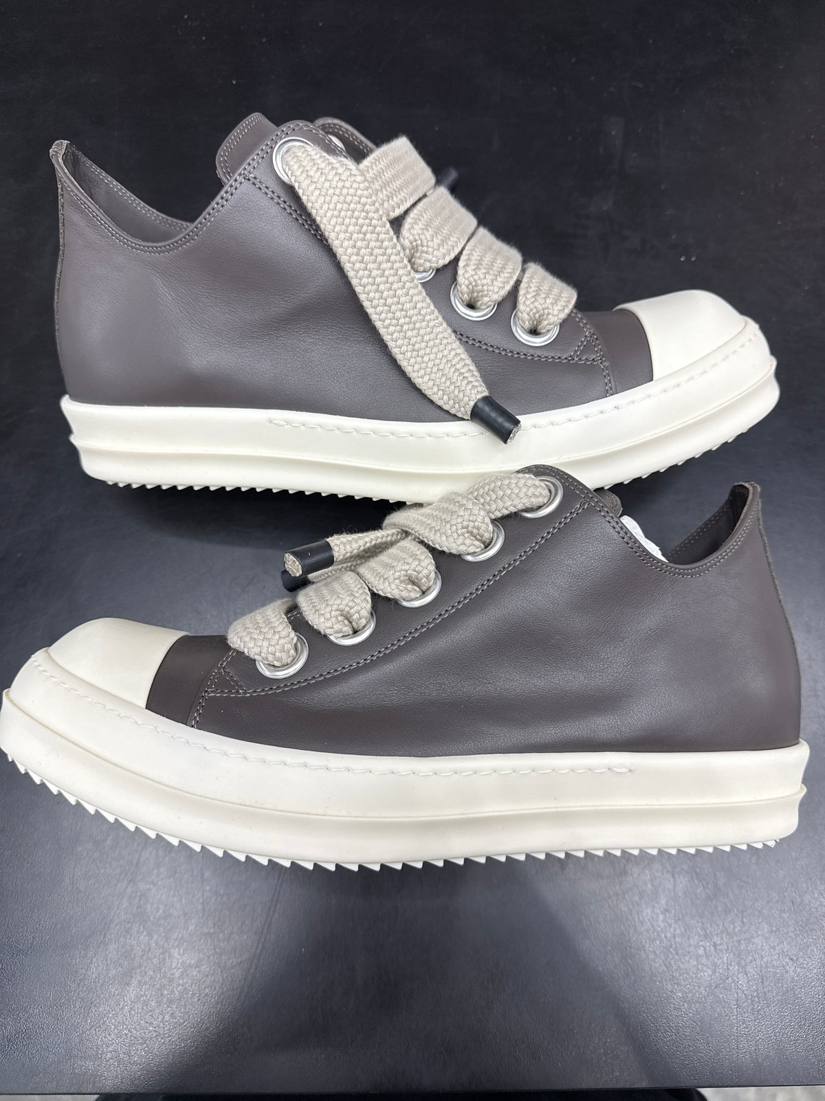 Rick Owen Low Jumbo Lace Dark Dust - 44(11) (NB)**