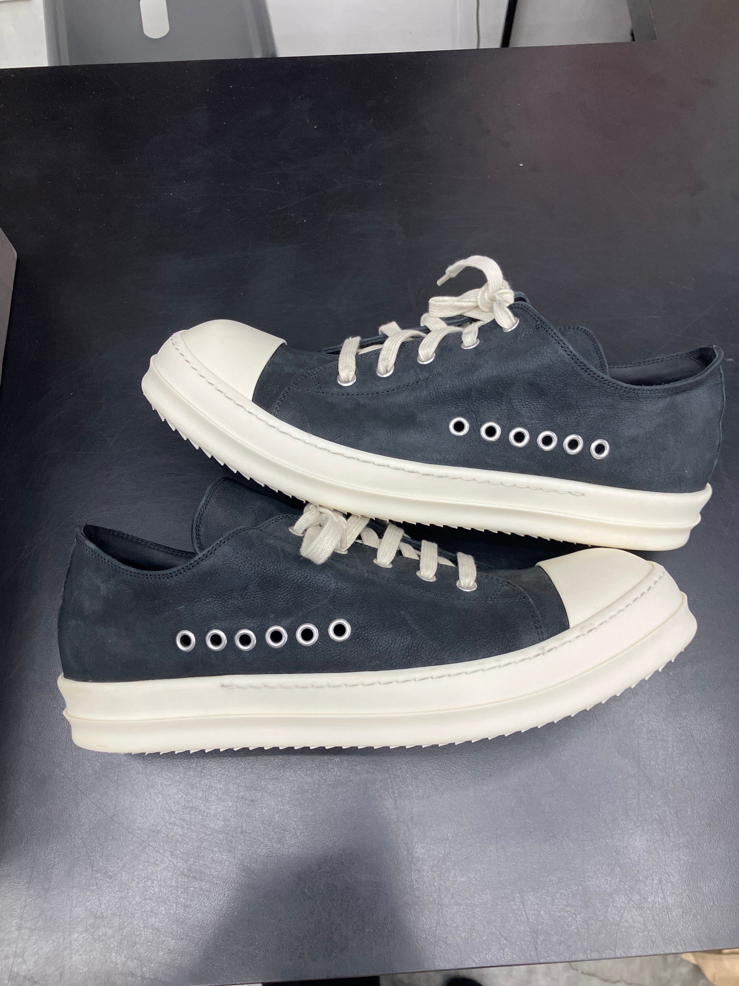 Rick Owen Extreme Low Black Nubuck (U) - 44(11) (NB)