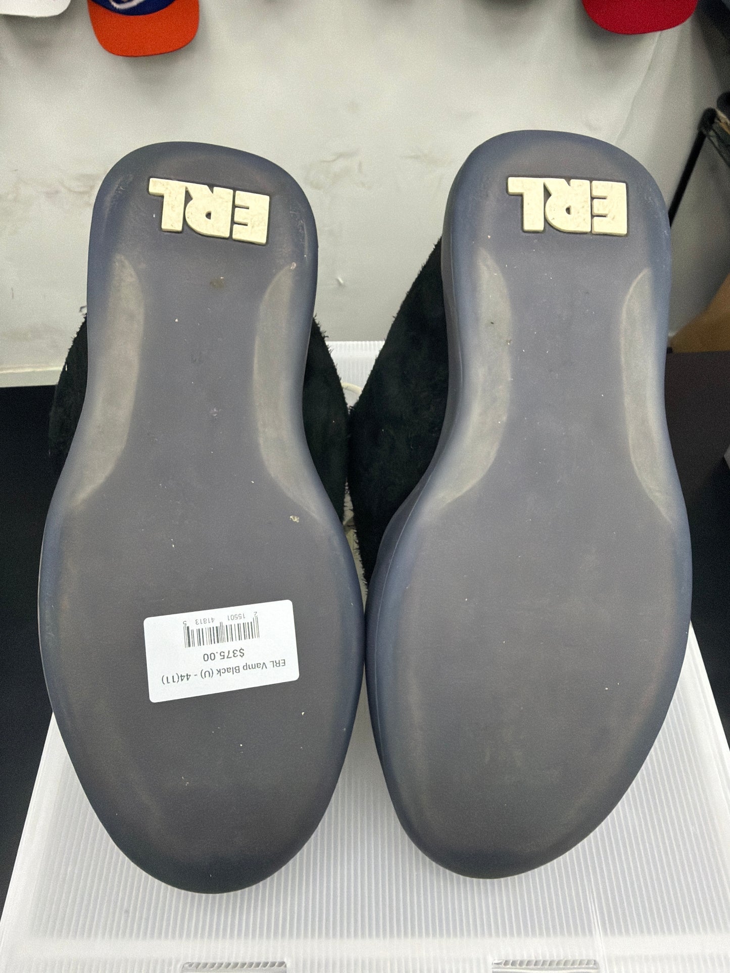 ERL Vamp Black (U) - 44(11)