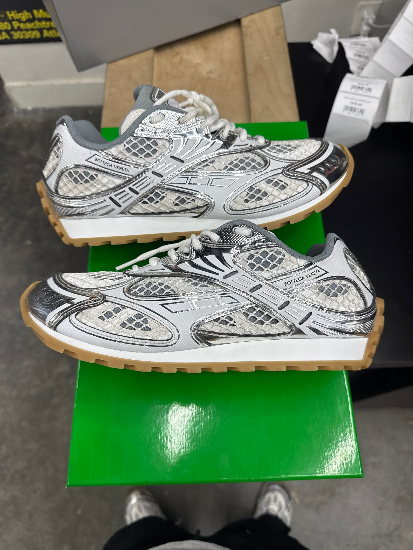 Bottega Orbit Silver White (U) - 43(10)