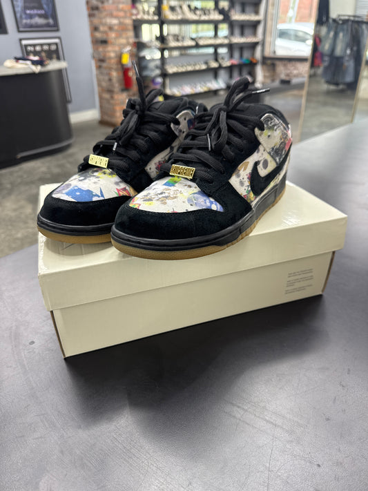 Supreme Dunk Low Remezelle - 10M
