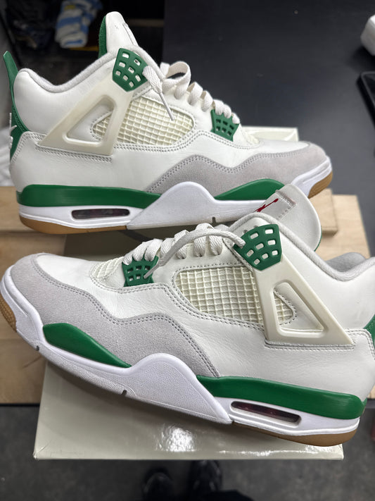 AJ4 SB Pine Green (U) - 11M