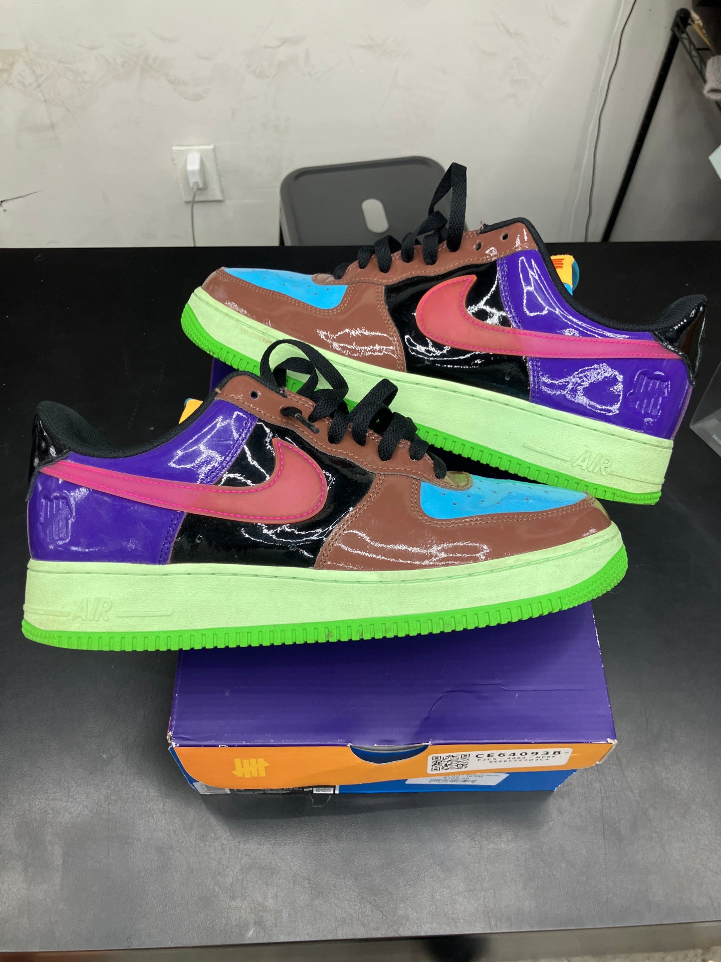 AF1 Undefeated Patent Multi Color (U) - 10.5M