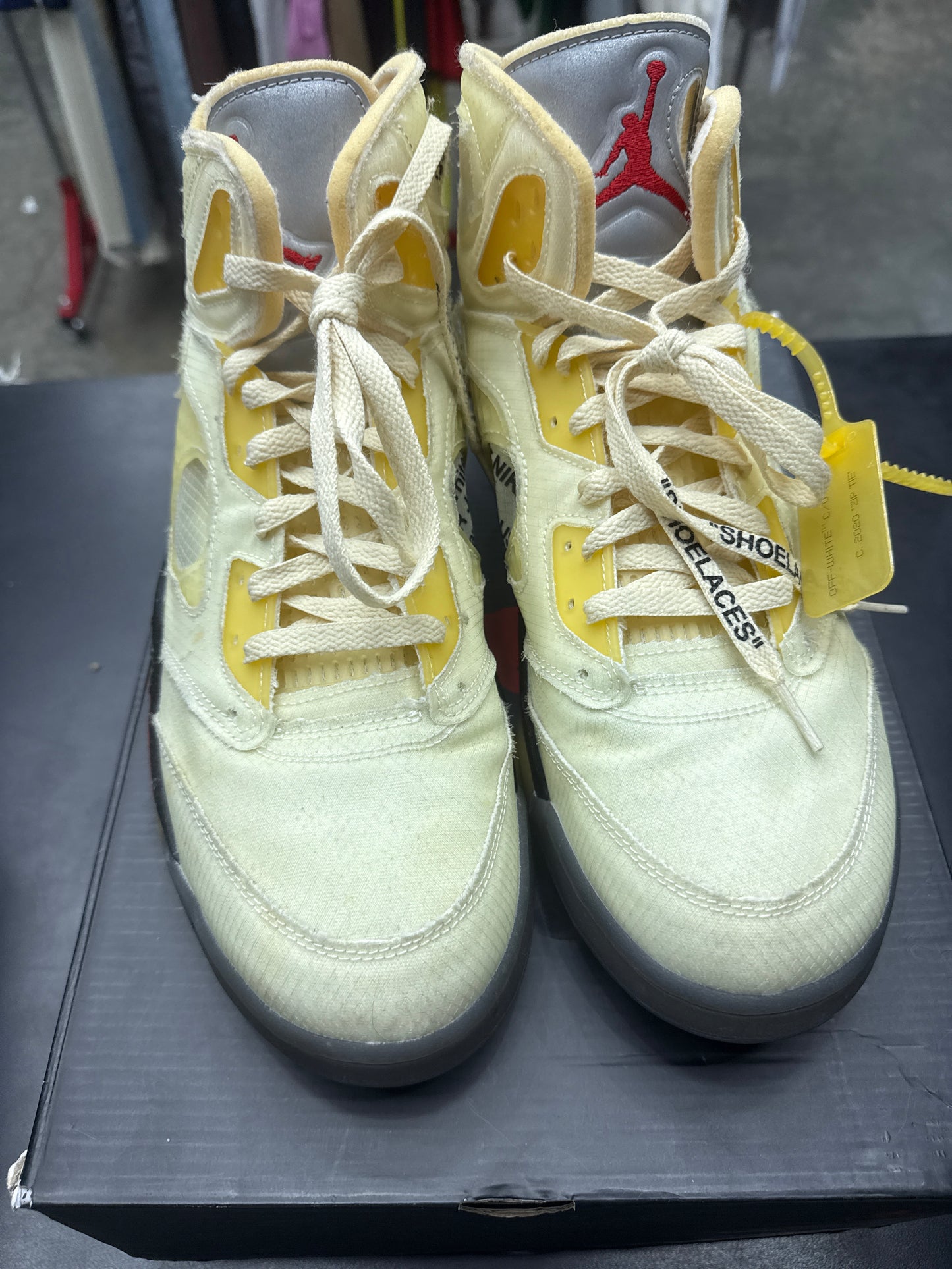 AJ5 Off White Sail (U) - 13M**