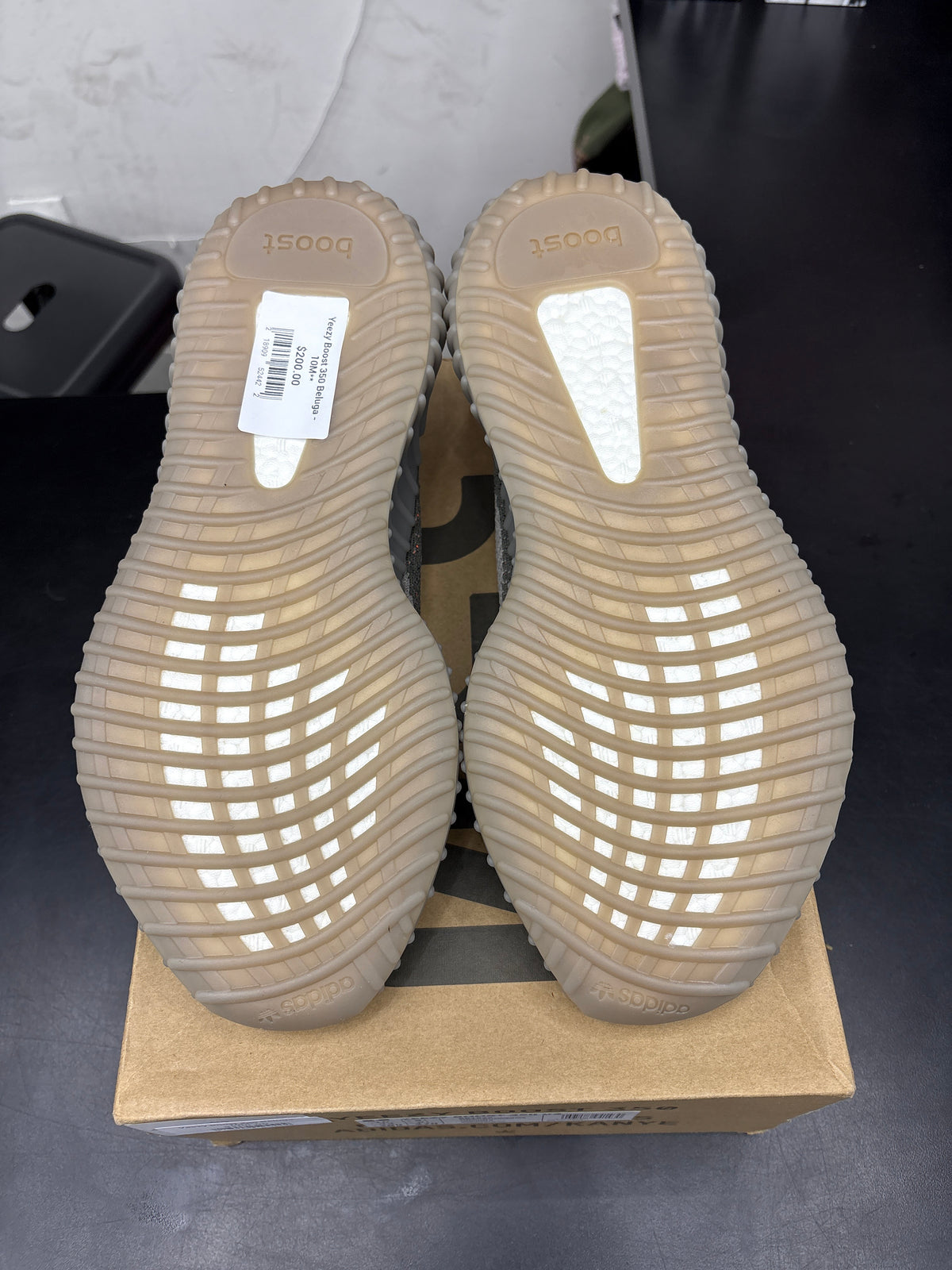 Yeezy Boost 350 Beluga - 10M**