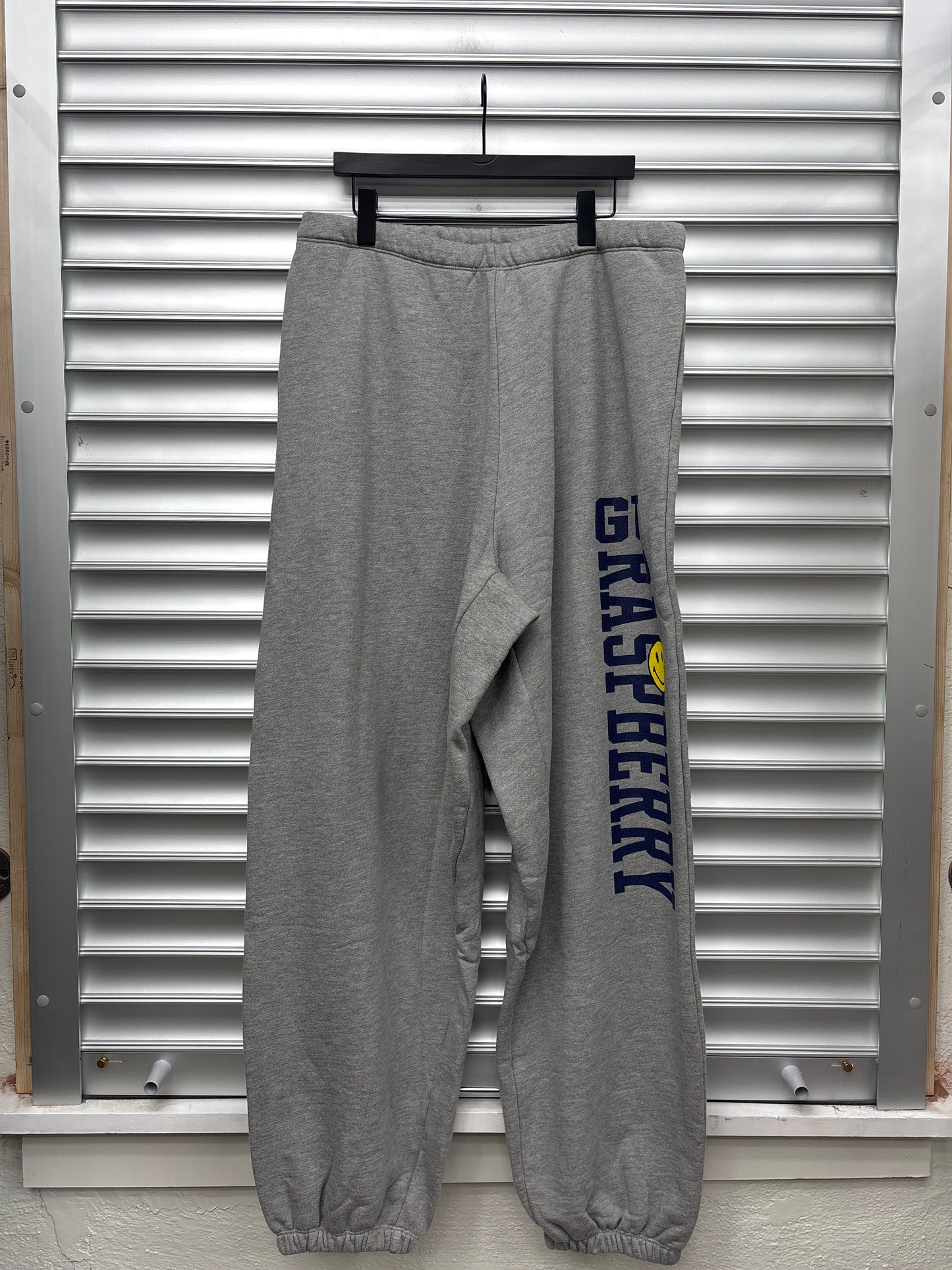 GU Raspberry Sweatpants - L