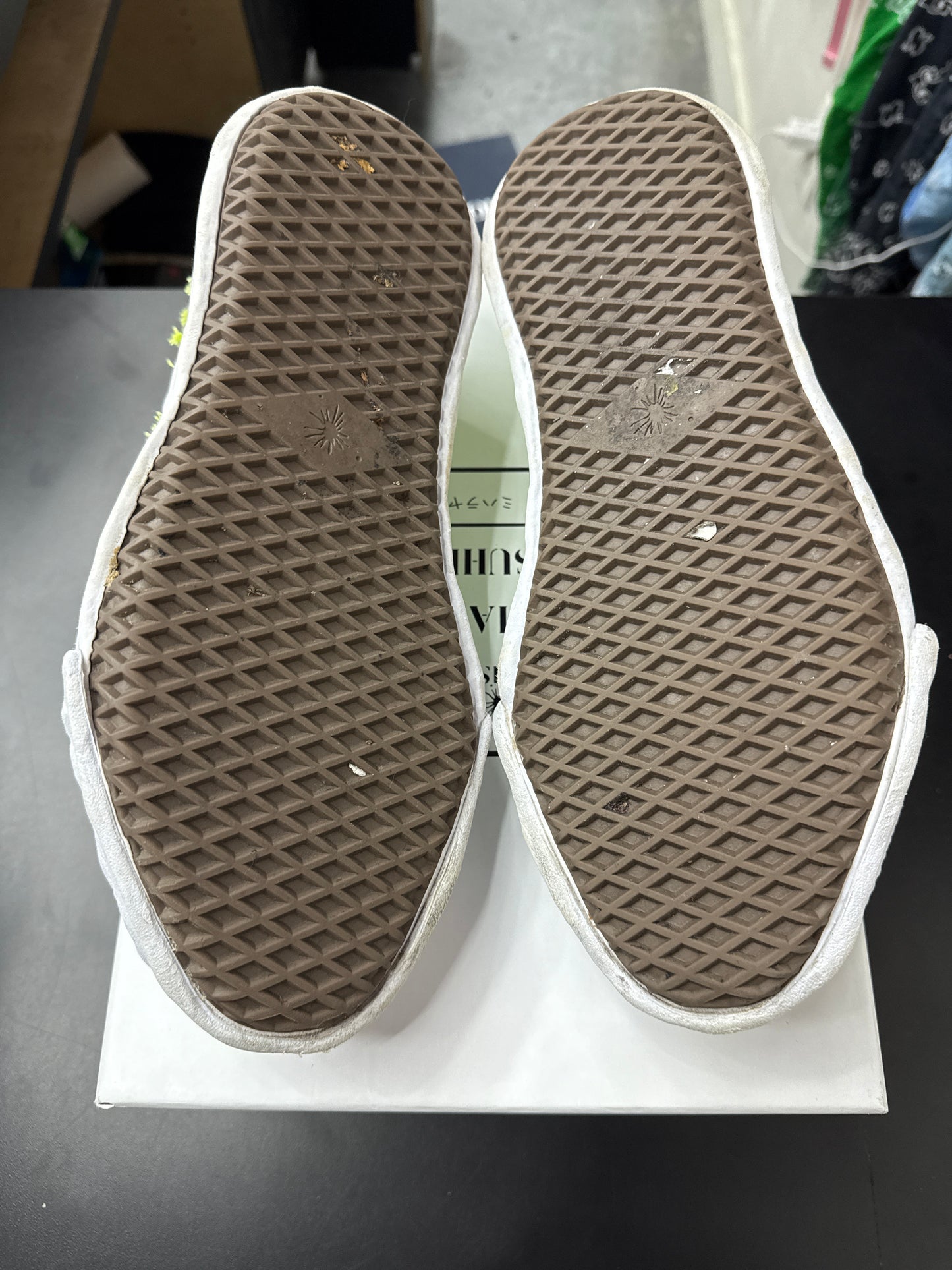 MMY Hank Low Neon (U) - 43(10)